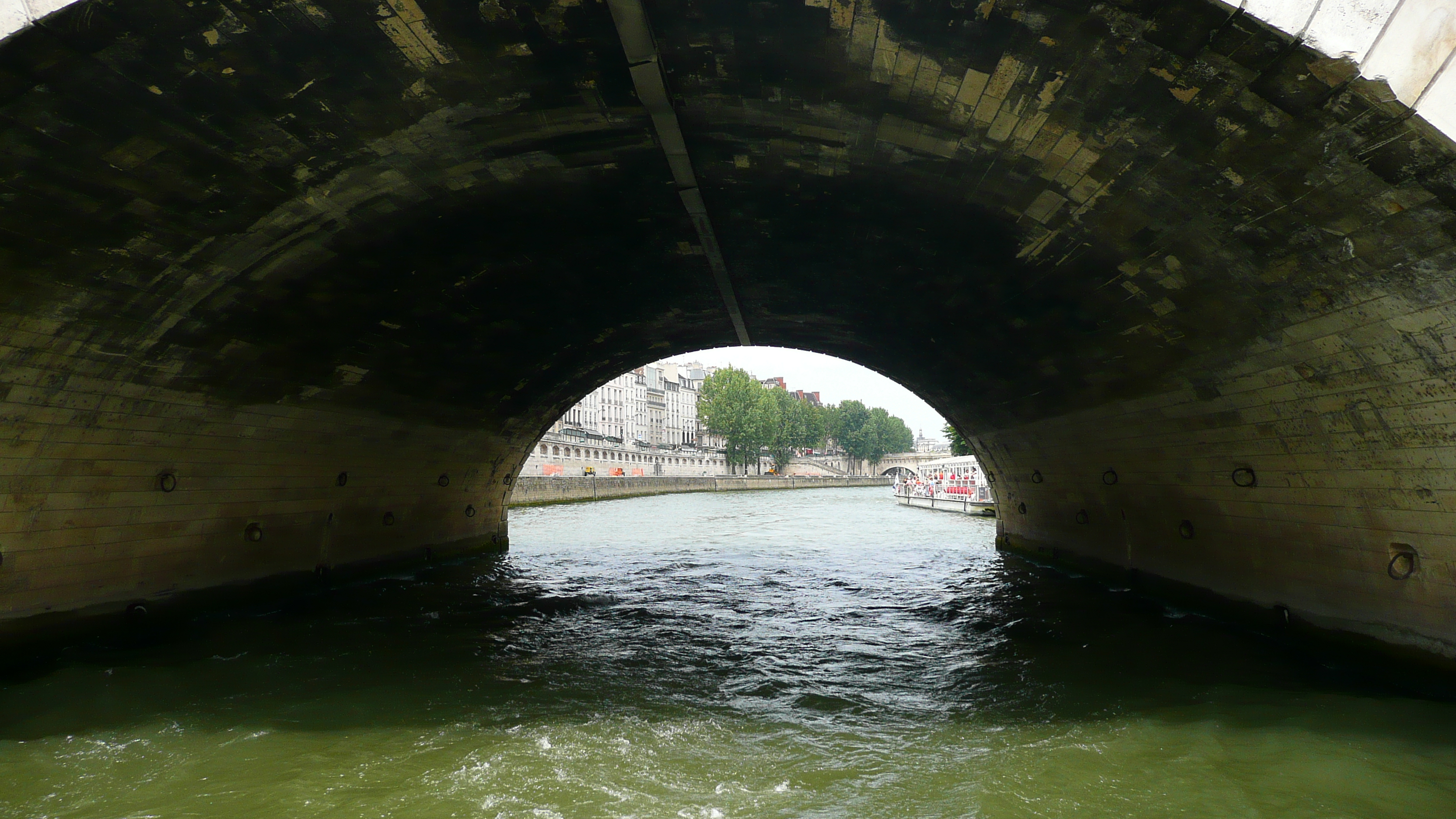 Picture France Paris Seine river 2007-06 230 - Around Seine river