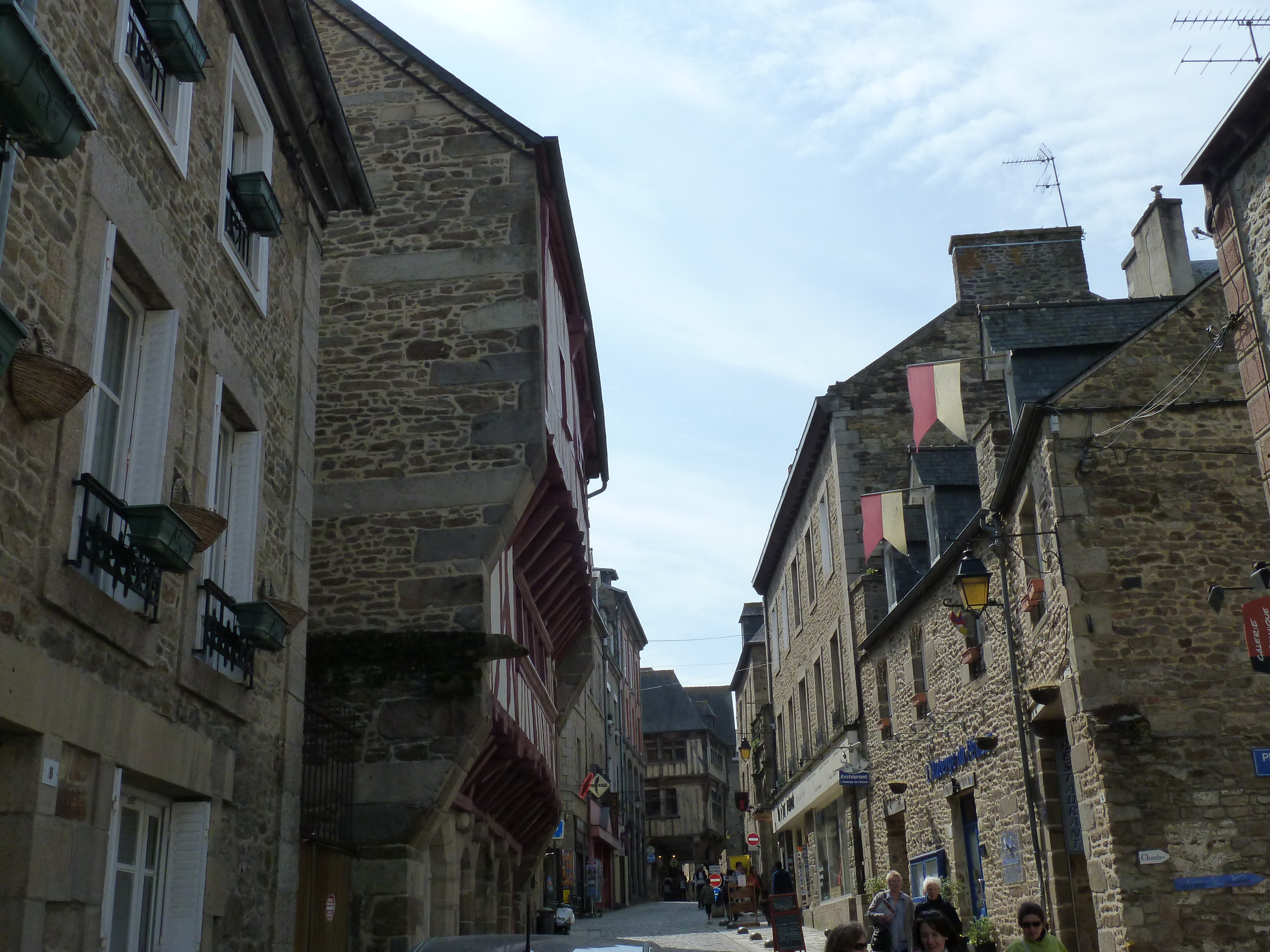 Picture France Dinan 2010-04 134 - Tour Dinan