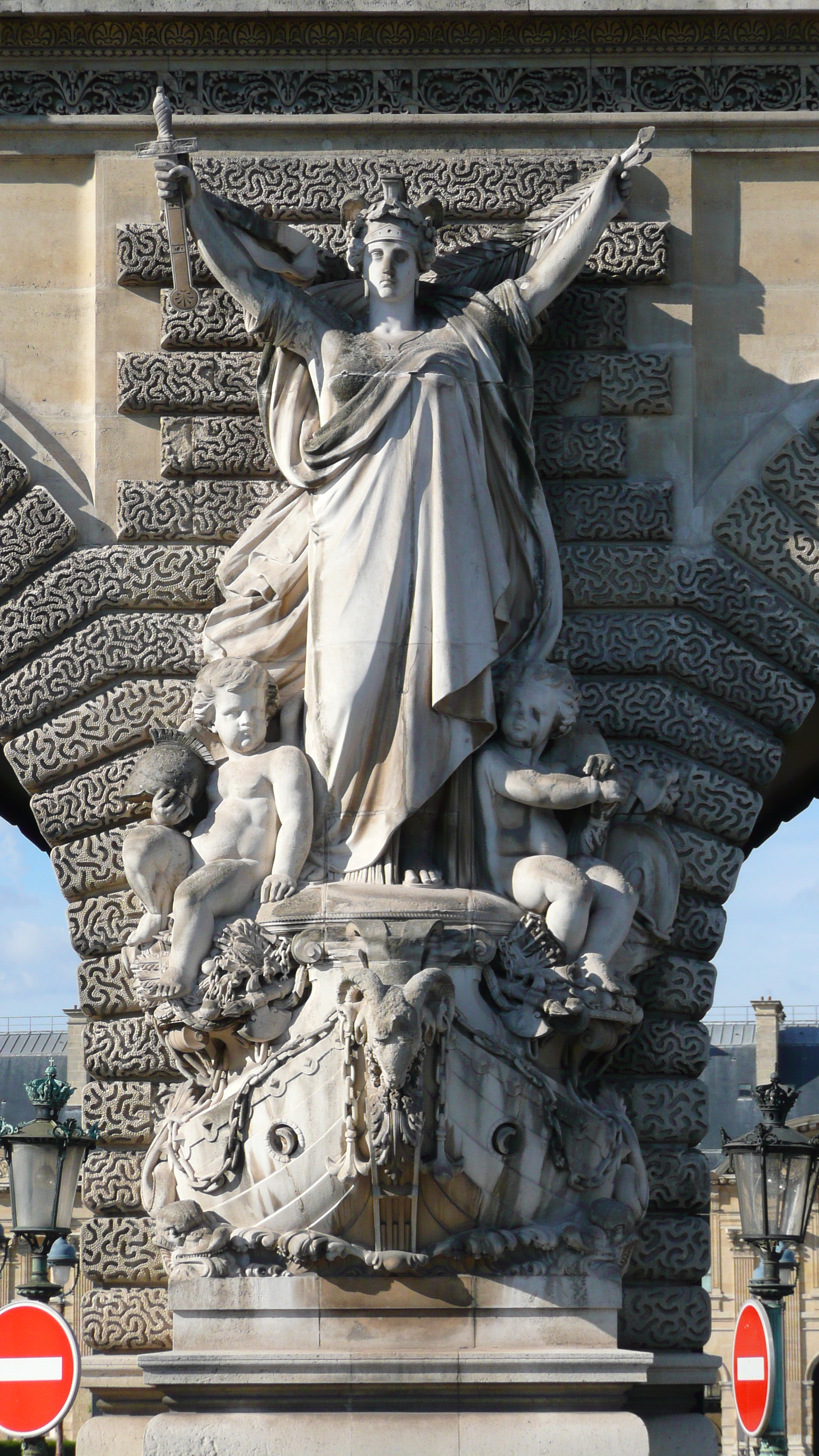 Picture France Paris Louvre Riverside facade of Louvre 2007-07 16 - Discovery Riverside facade of Louvre