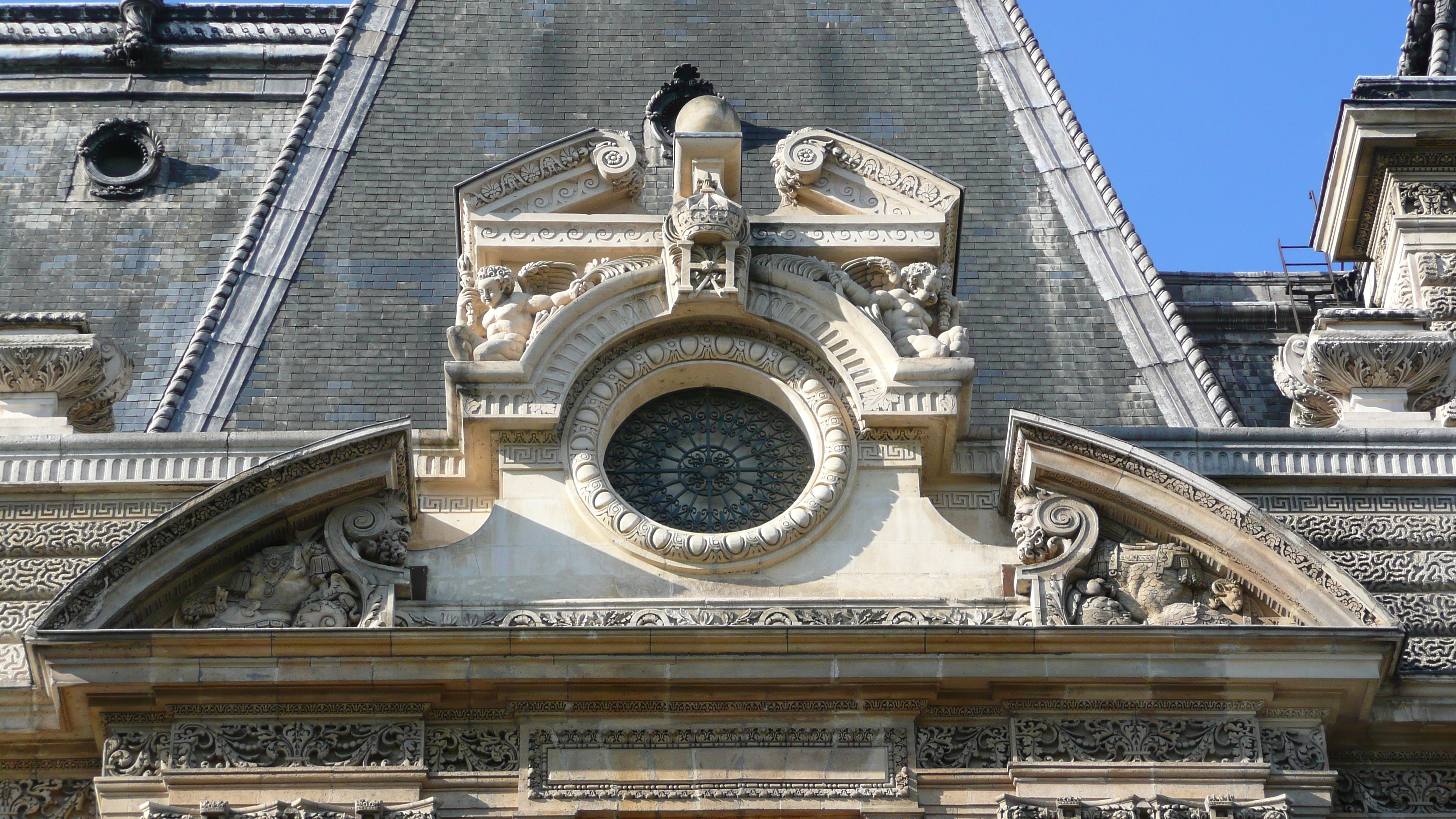 Picture France Paris Louvre Riverside facade of Louvre 2007-07 3 - Discovery Riverside facade of Louvre