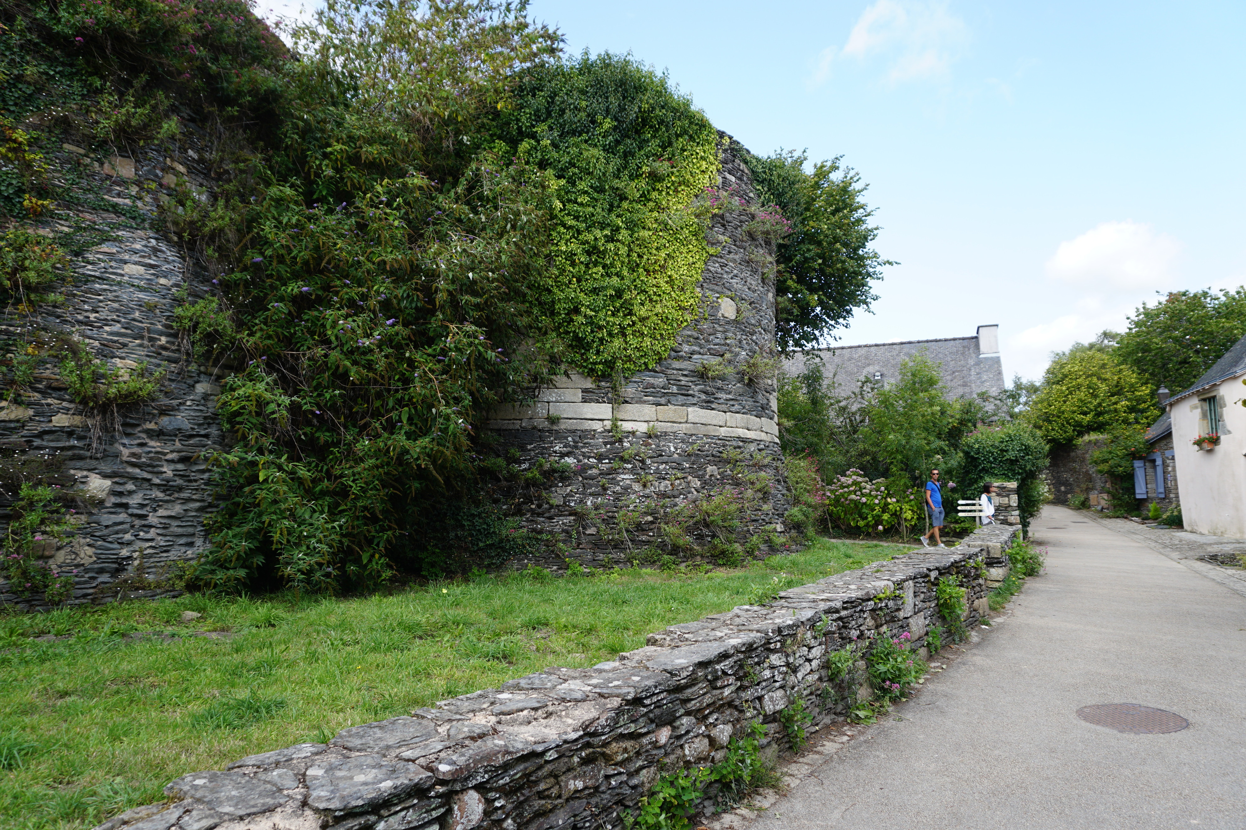 Picture France Rochefort-en-Terre 2017-08 66 - History Rochefort-en-Terre