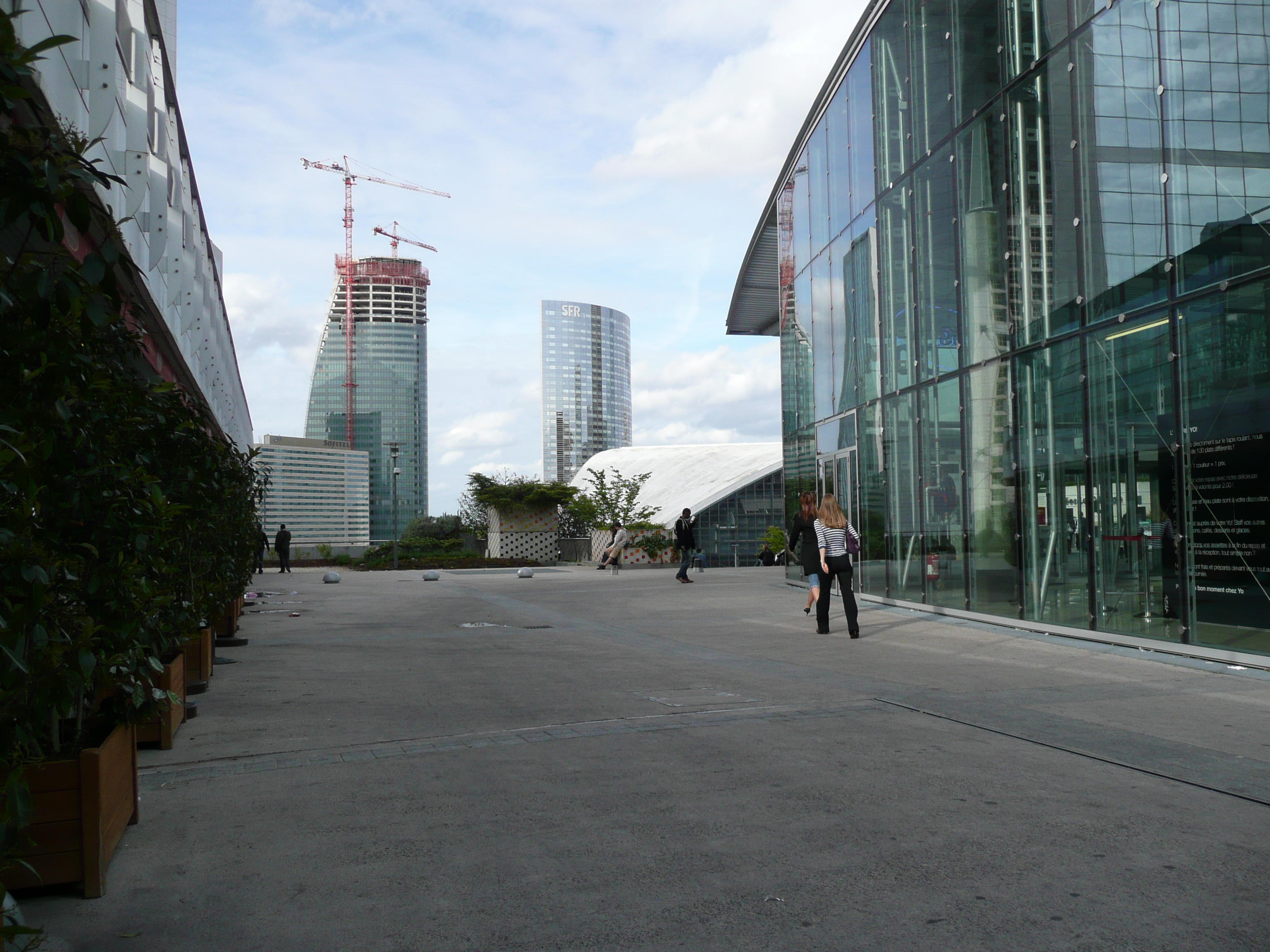 Picture France Paris La Defense Les Quatre Temps 2007-05 52 - Tours Les Quatre Temps