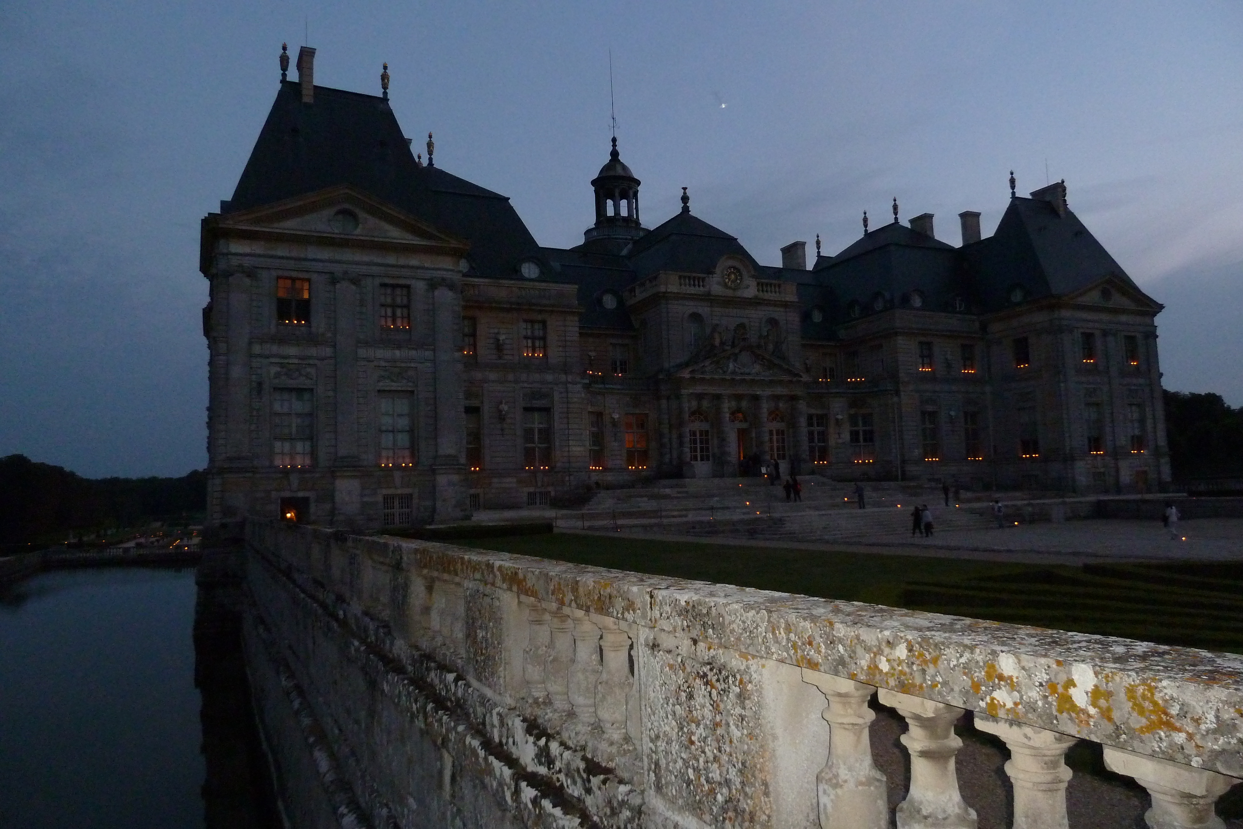 Picture France Vaux Le Vicomte Castle Vaux Le Vicomte Candlelight 2010-09 7 - Around Vaux Le Vicomte Candlelight