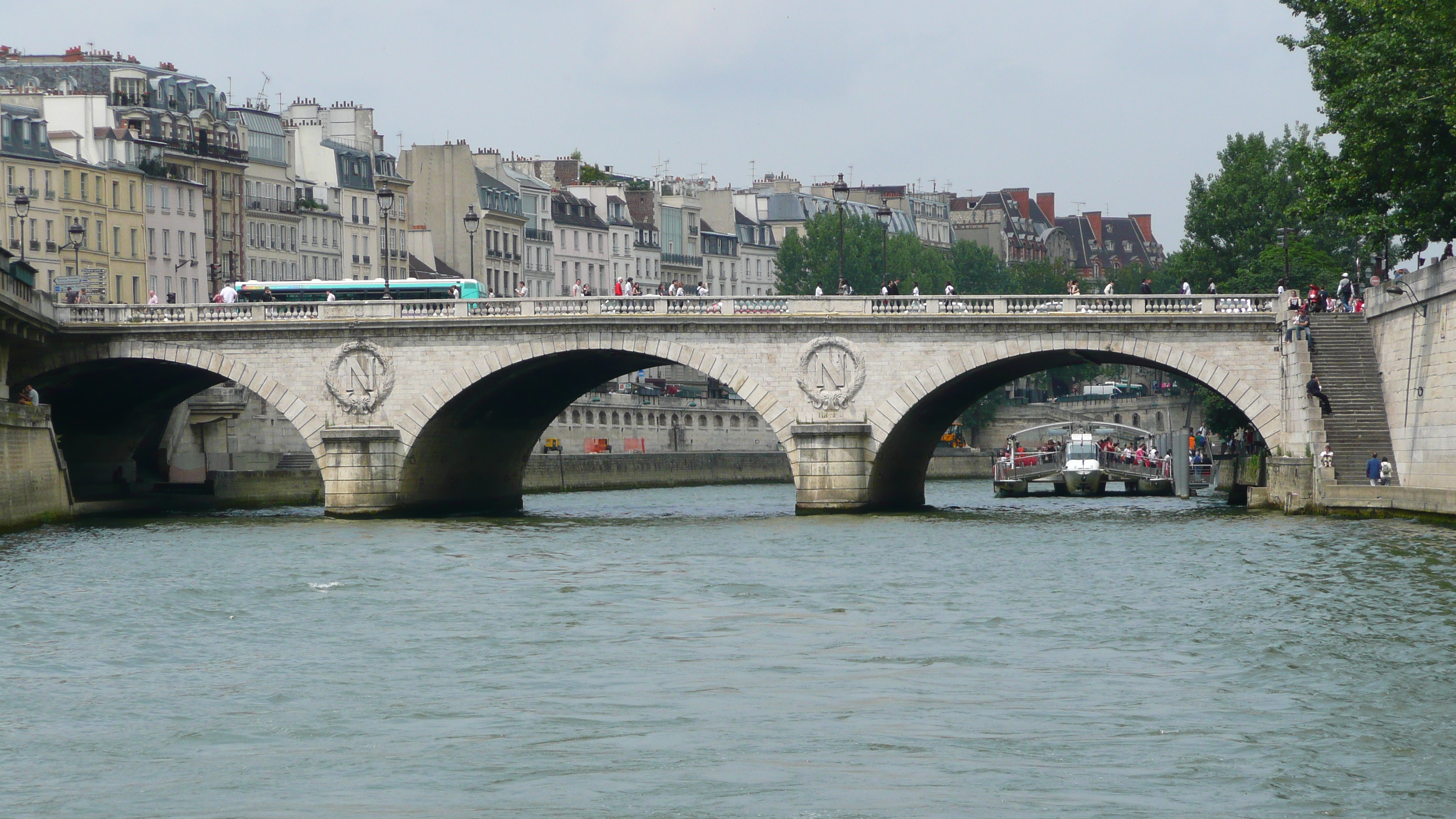 Picture France Paris Seine river 2007-06 249 - History Seine river