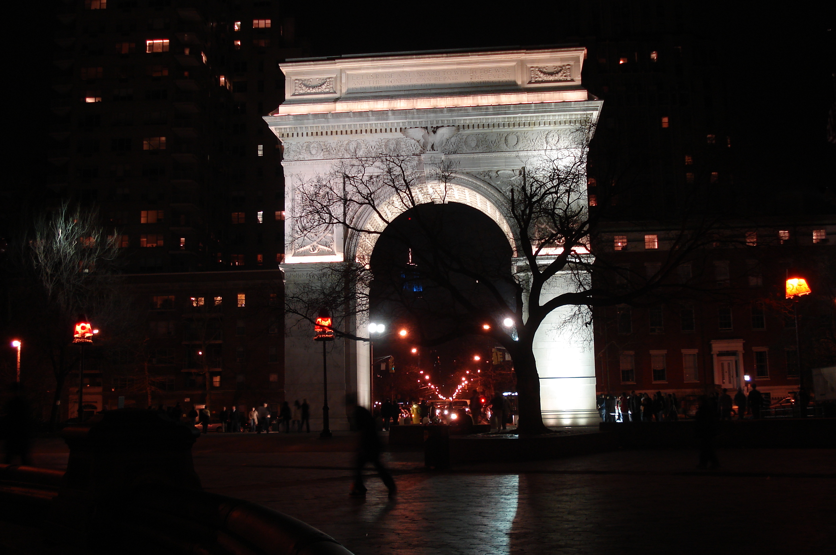 Picture United States New York Washington Square 2006-03 11 - Discovery Washington Square