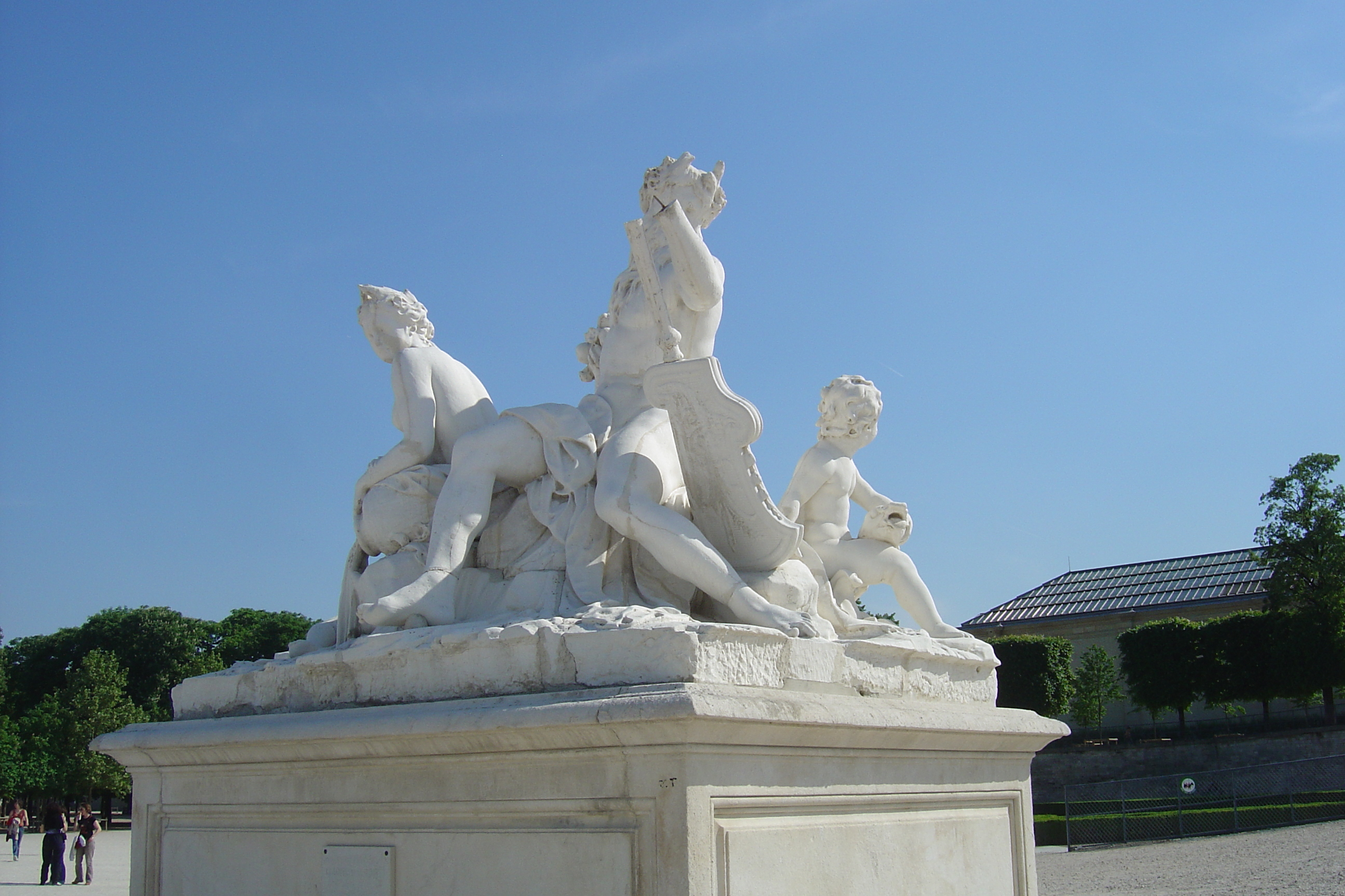 Picture France Paris Garden of Tuileries 2007-05 194 - Tour Garden of Tuileries