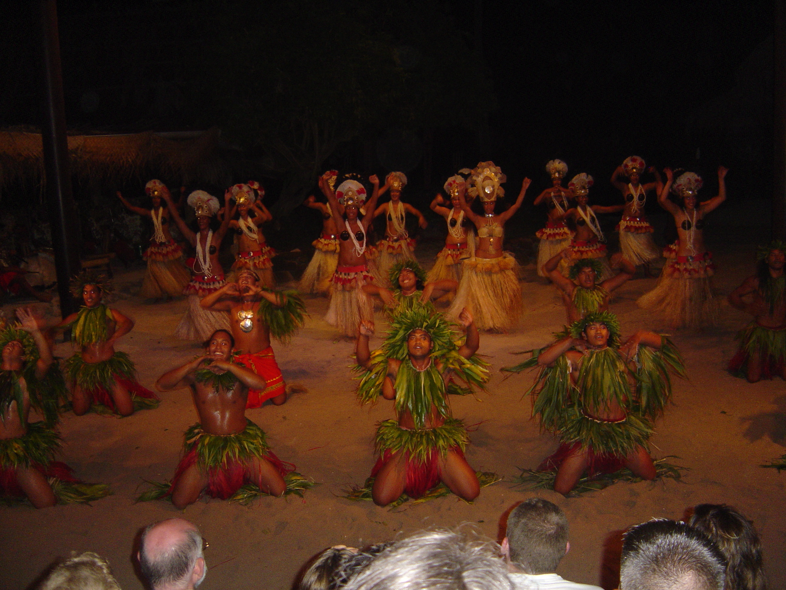 Picture Polynesia Moorea 2006-04 34 - Center Moorea