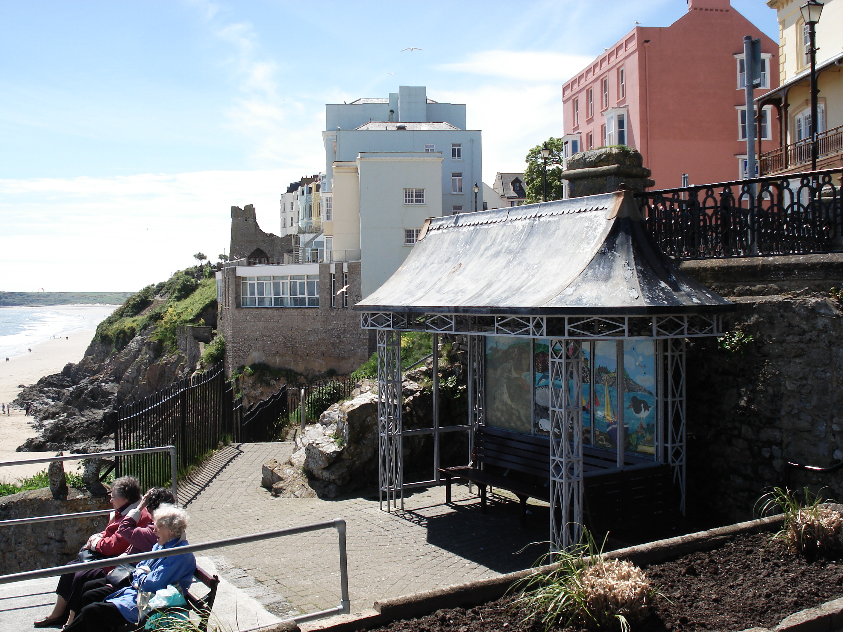 Picture United Kingdom Pembrokeshire Tenby 2006-05 4 - Journey Tenby