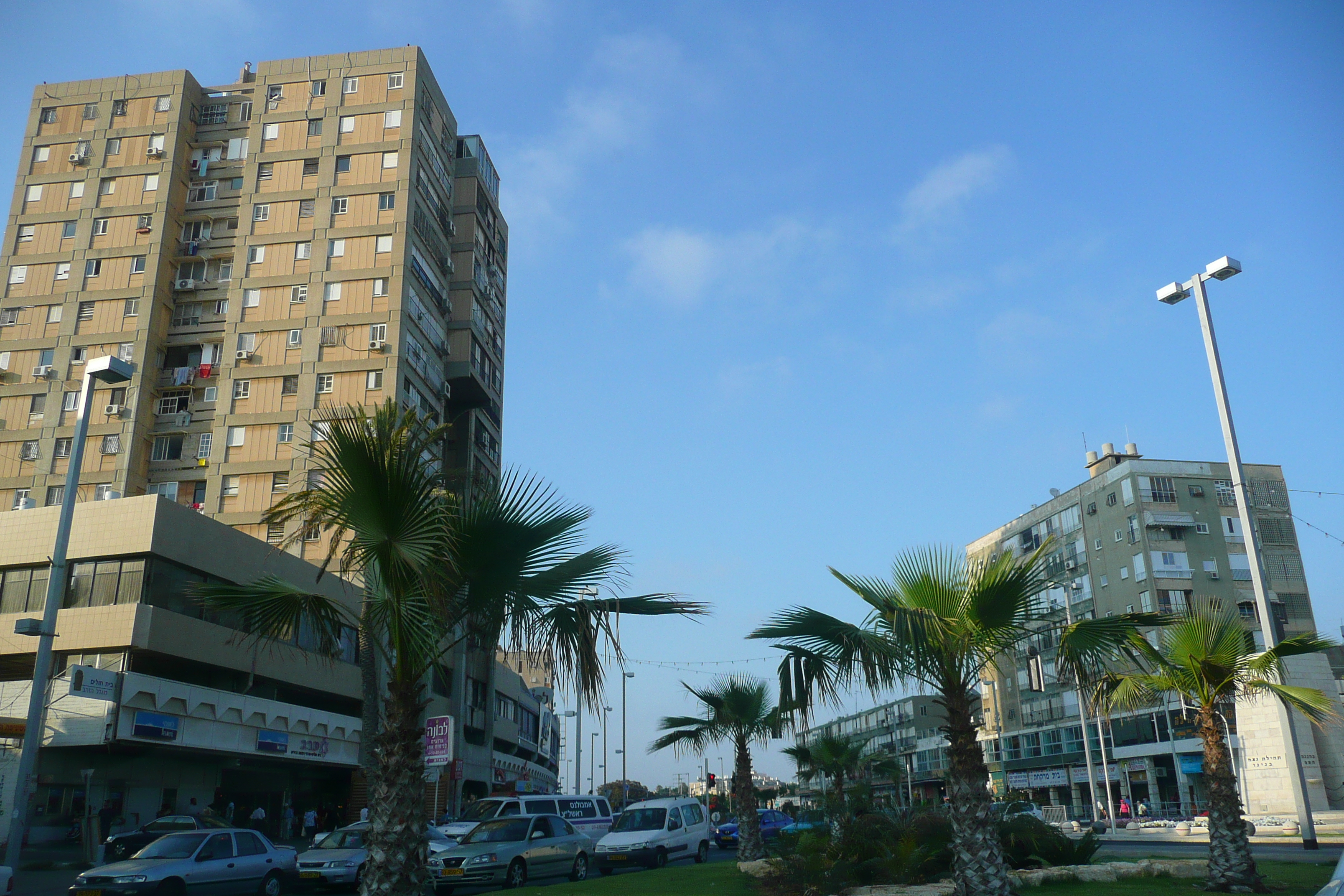 Picture Israel Bat Yam 2007-06 69 - Discovery Bat Yam