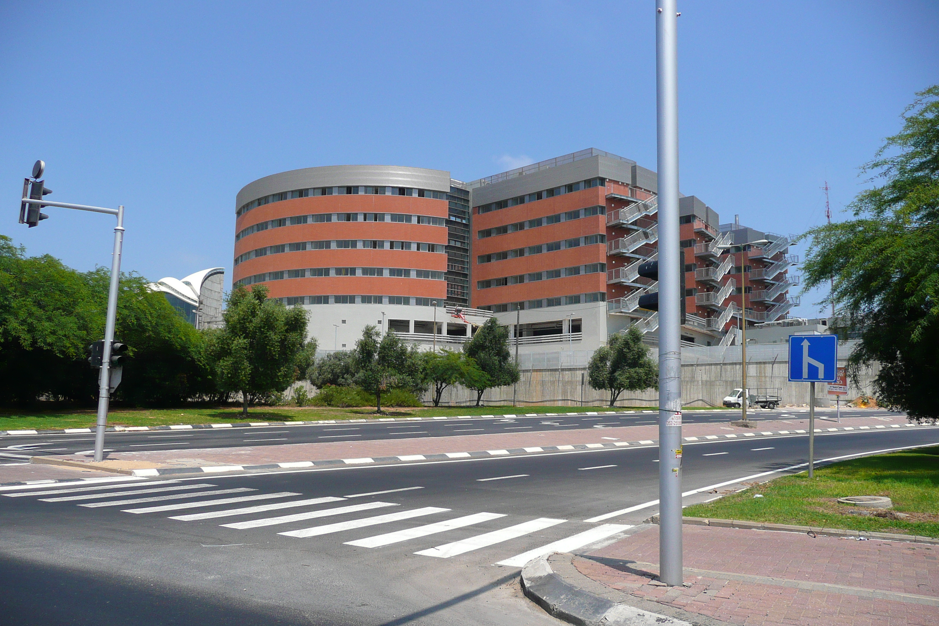 Picture Israel Tel Aviv Rokach Street 2007-06 15 - Tours Rokach Street