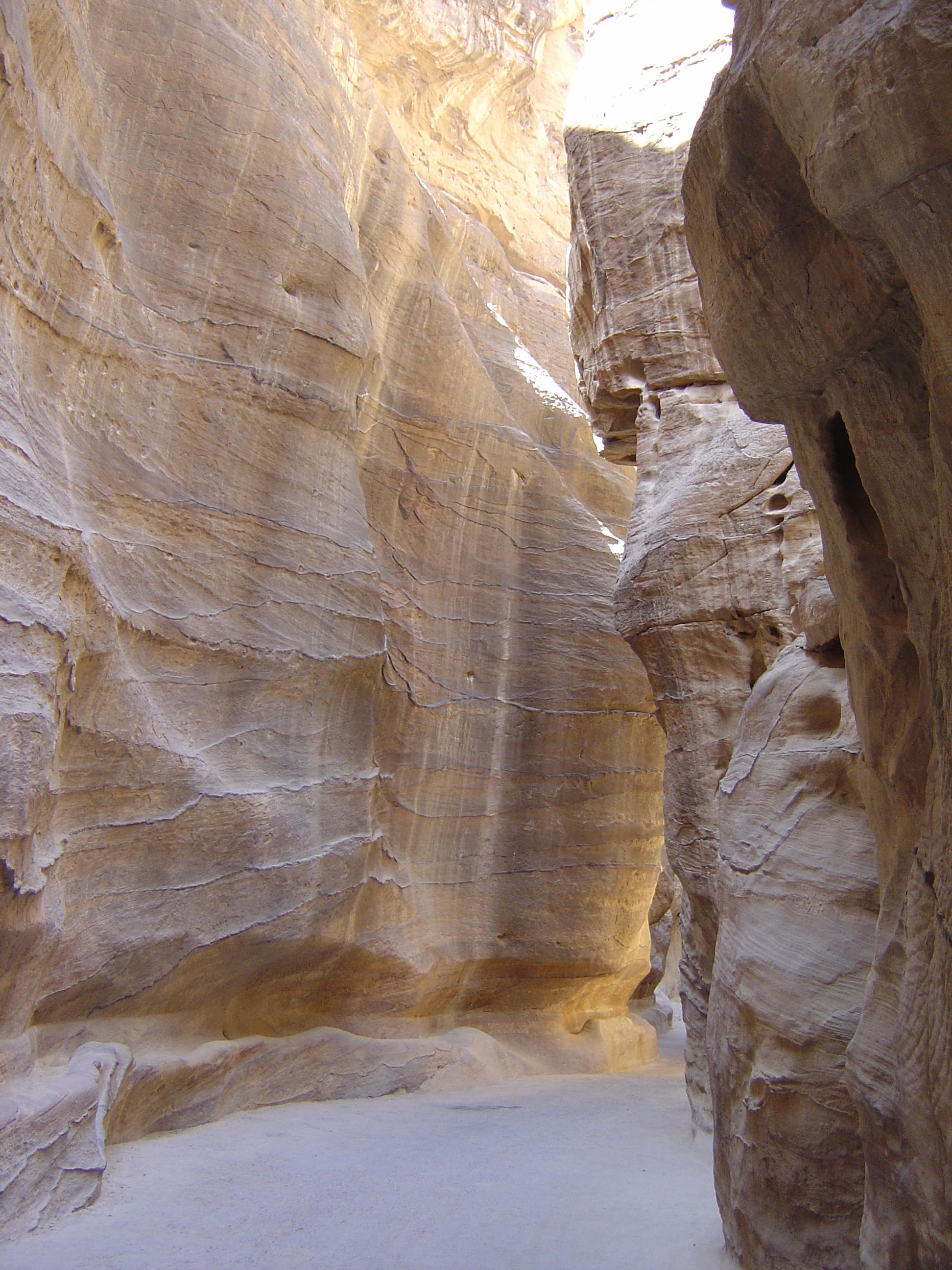 Picture Jordan Petra 2004-10 65 - History Petra