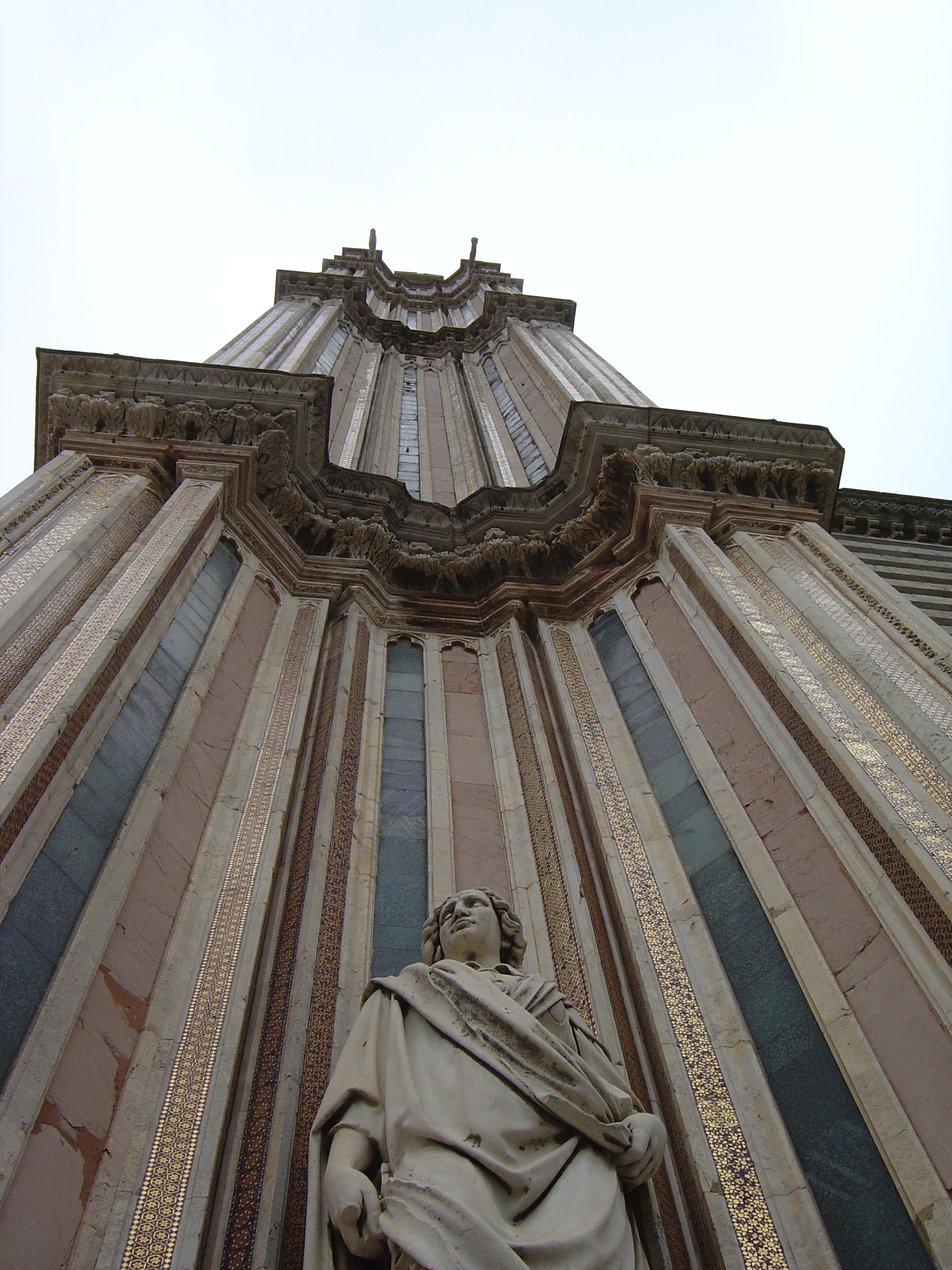 Picture Italy Orvieto 2004-03 37 - History Orvieto