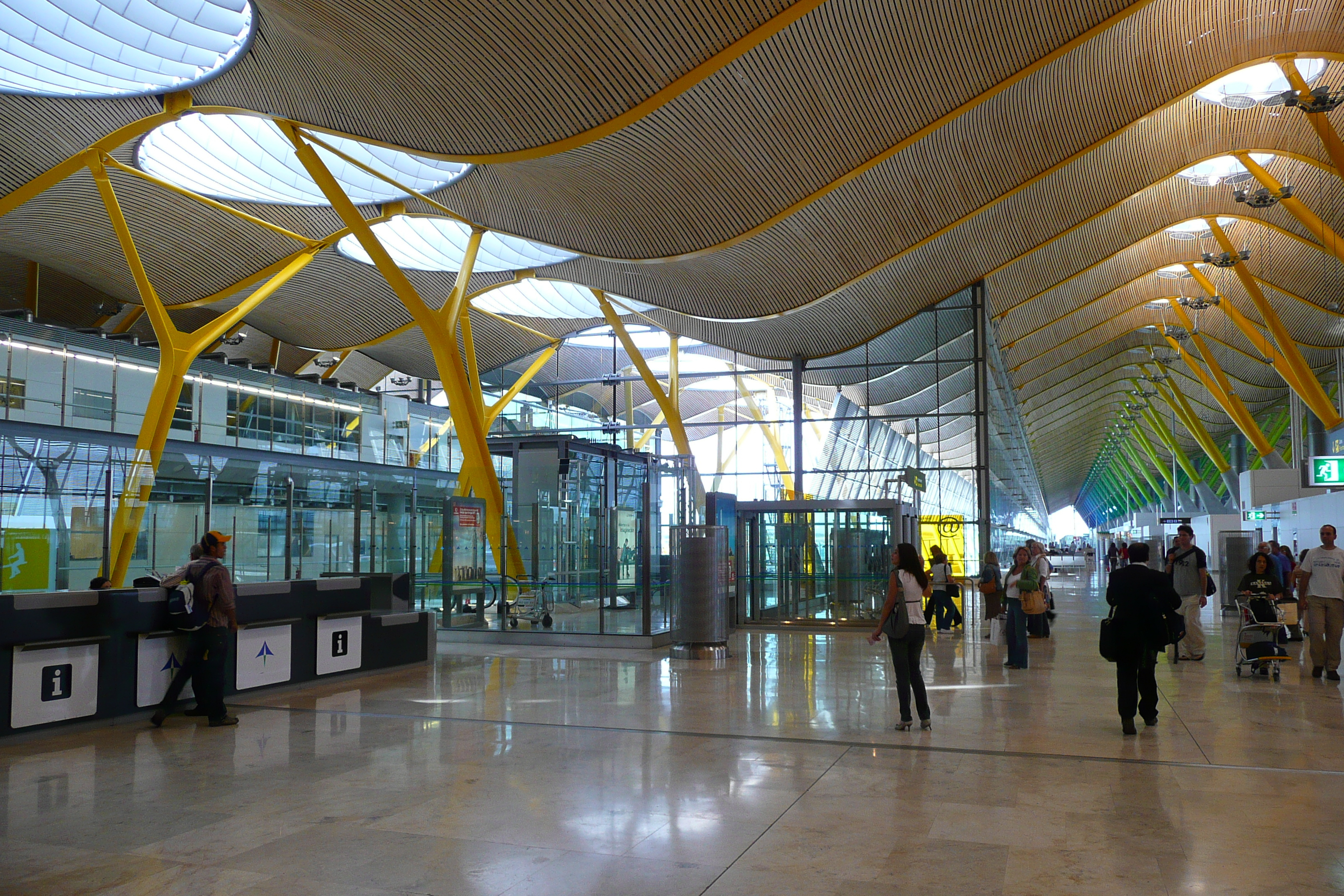 Picture Spain Madrid Barajas Airport 2007-09 23 - Tour Barajas Airport