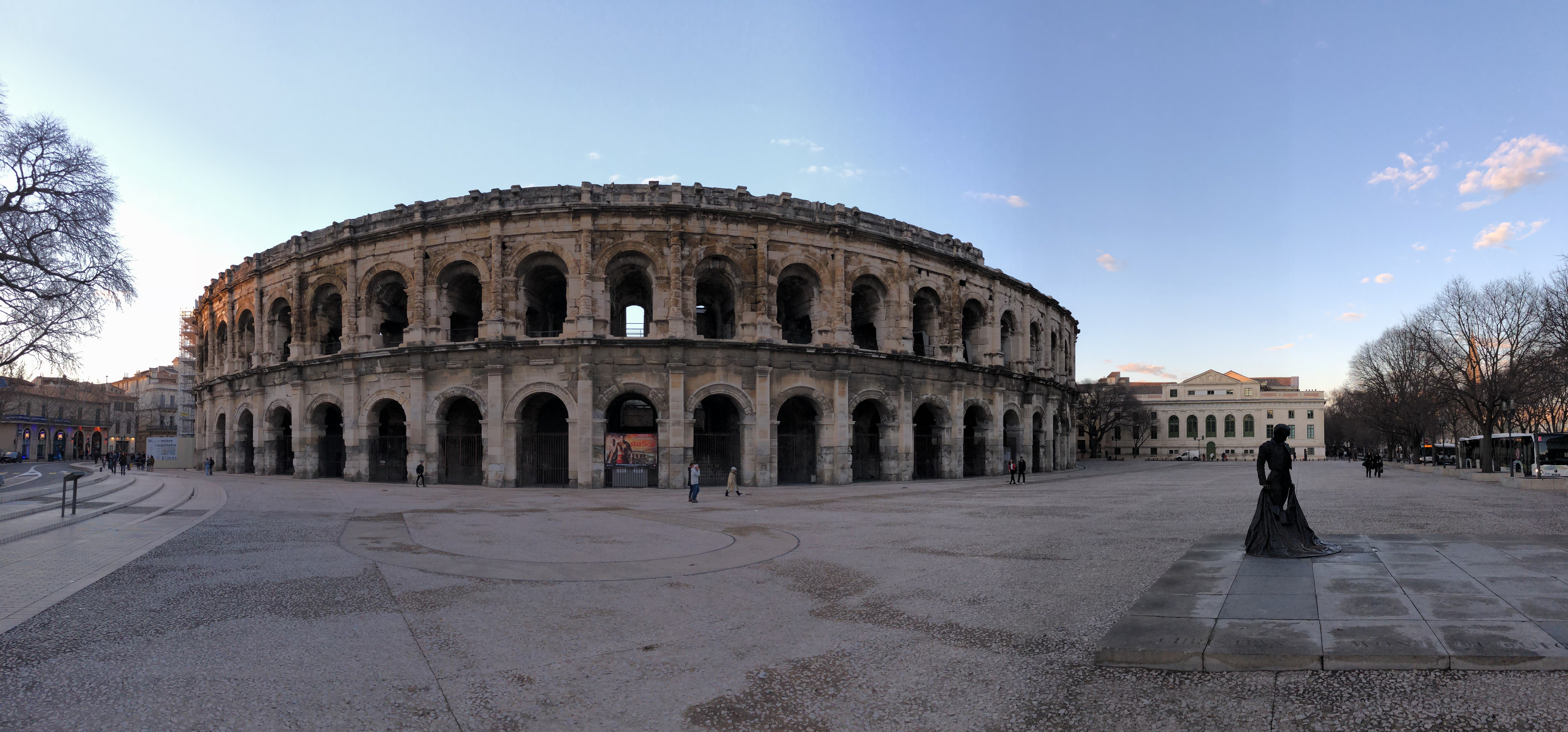 Picture France Nimes 2018-02 5 - Tours Nimes