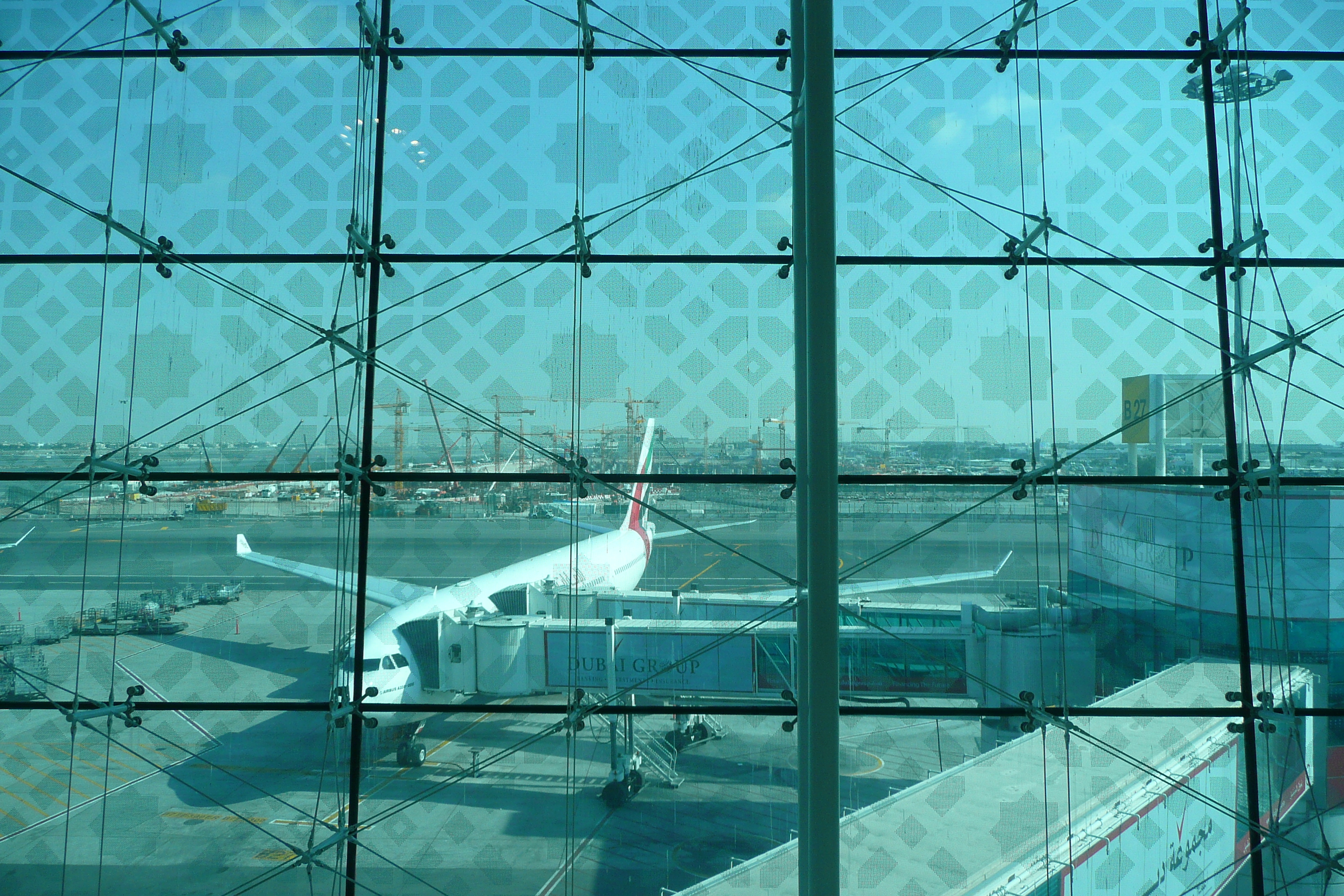 Picture United Arab Emirates Dubai Airport 2009-01 9 - Tour Airport