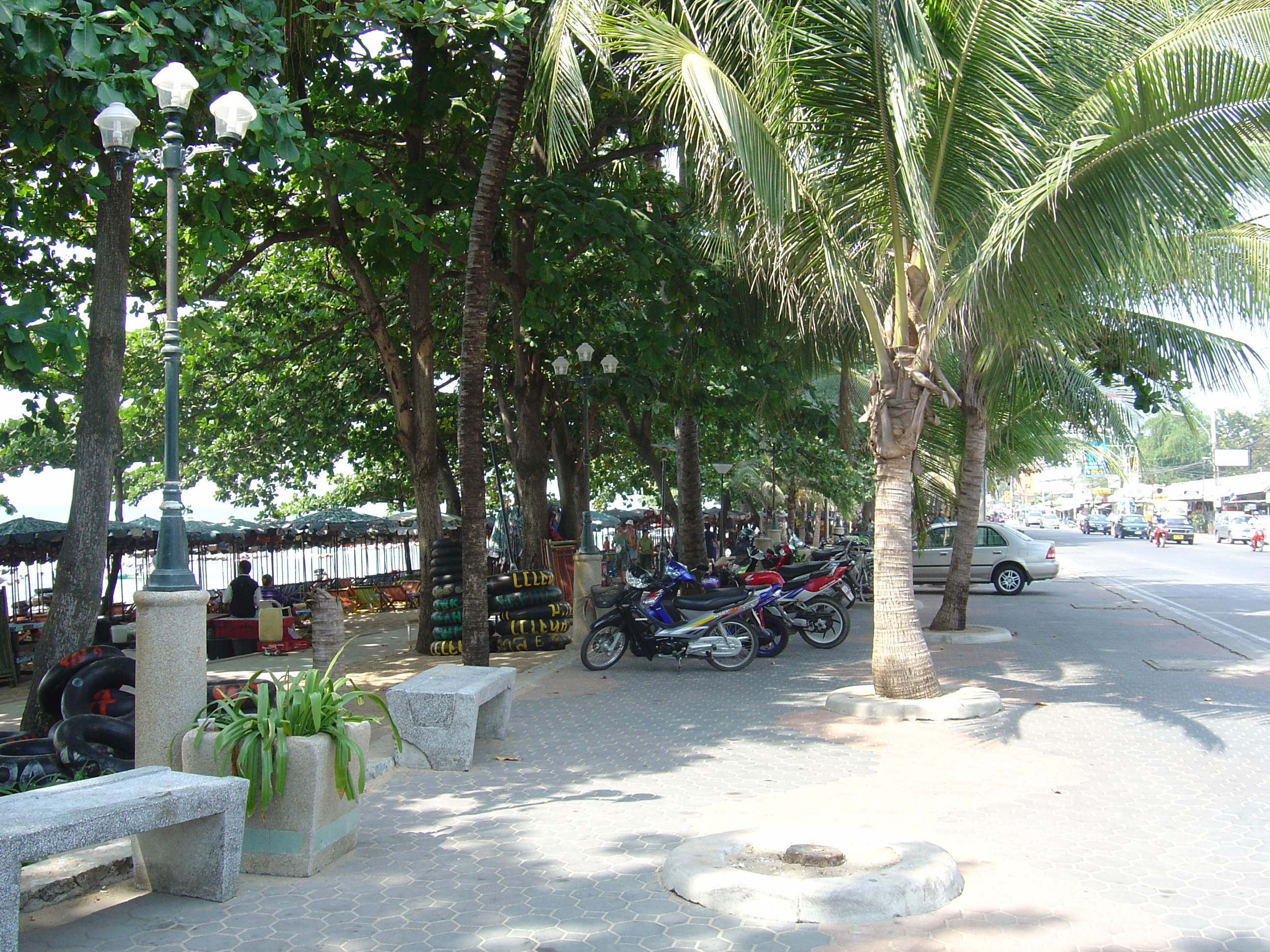 Picture Thailand Jomtien Beach 2005-01 36 - Tour Jomtien Beach