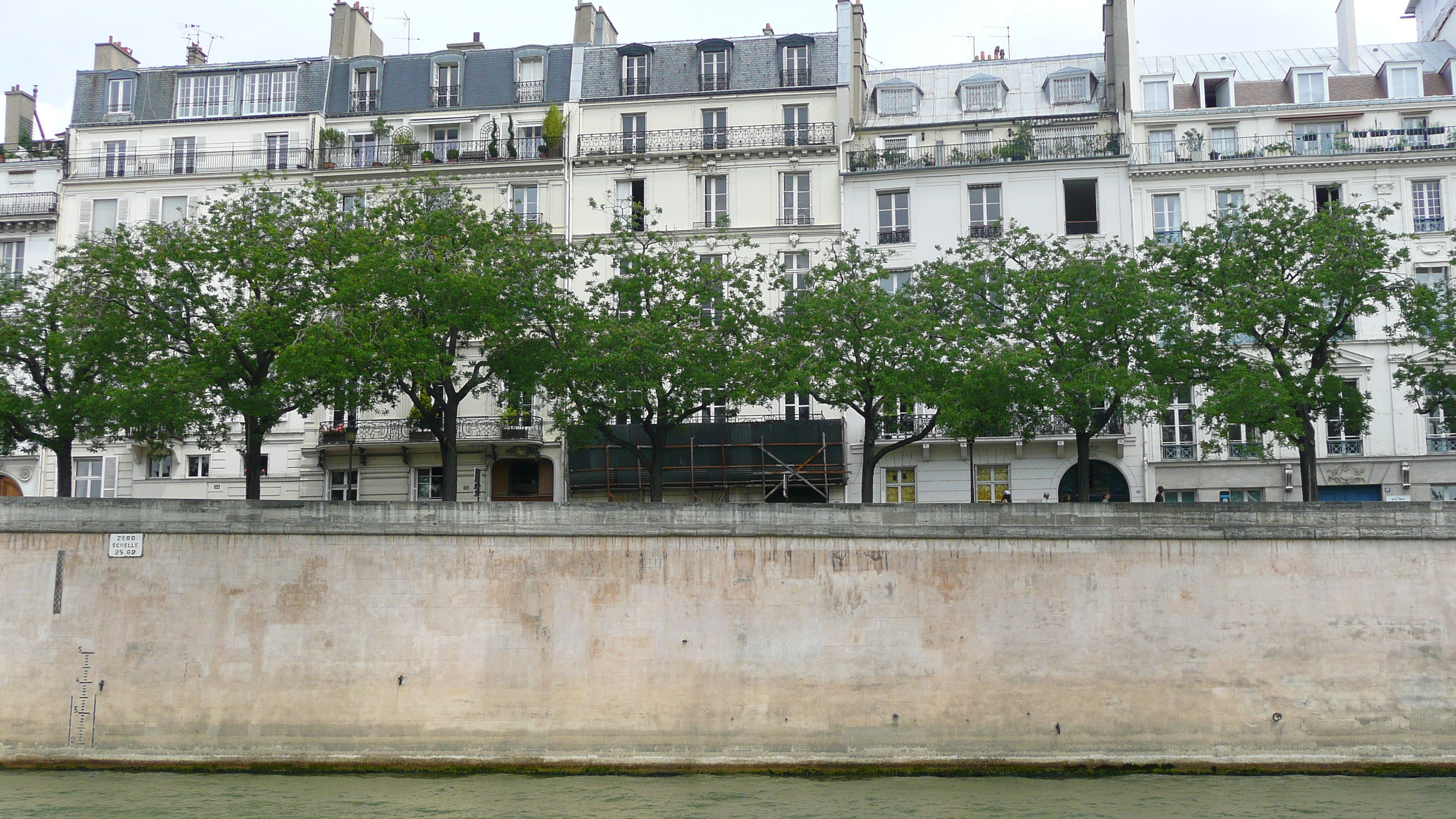 Picture France Paris Seine river 2007-06 95 - Around Seine river