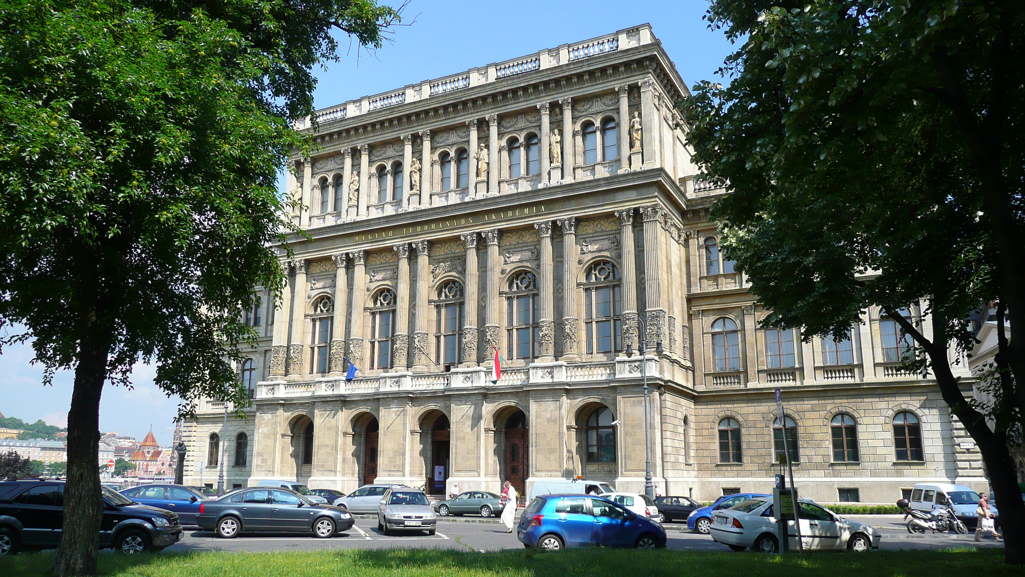 Picture Hungary Budapest Central Budapest 2007-06 16 - Tour Central Budapest