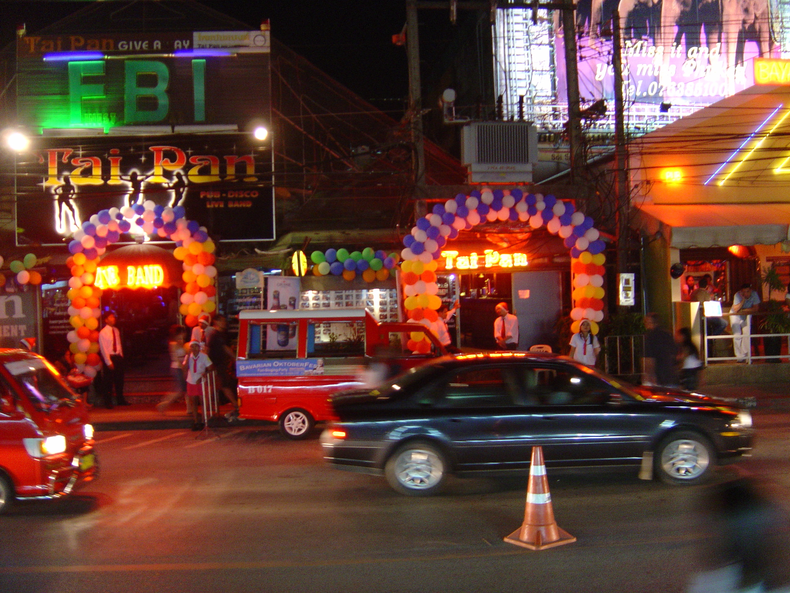 Picture Thailand Phuket Patong night 2005-12 10 - Journey night