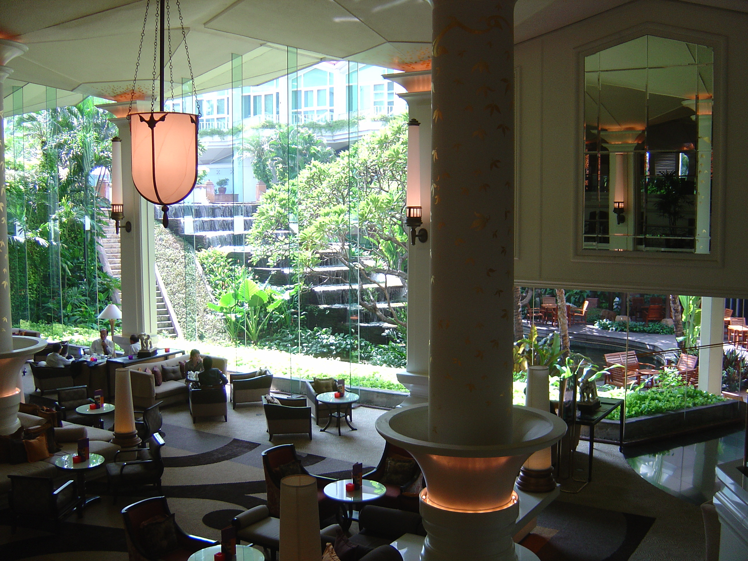 Picture Thailand Bangkok Dusit Tani Hotel 2005-12 13 - Tour Dusit Tani Hotel