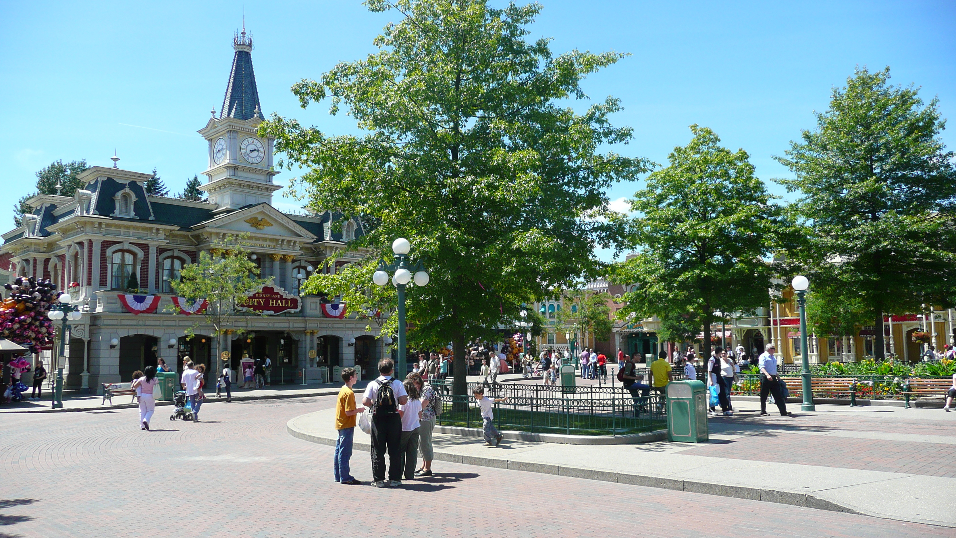 Picture France Disneyland Paris Main Street 2007-07 23 - Tours Main Street