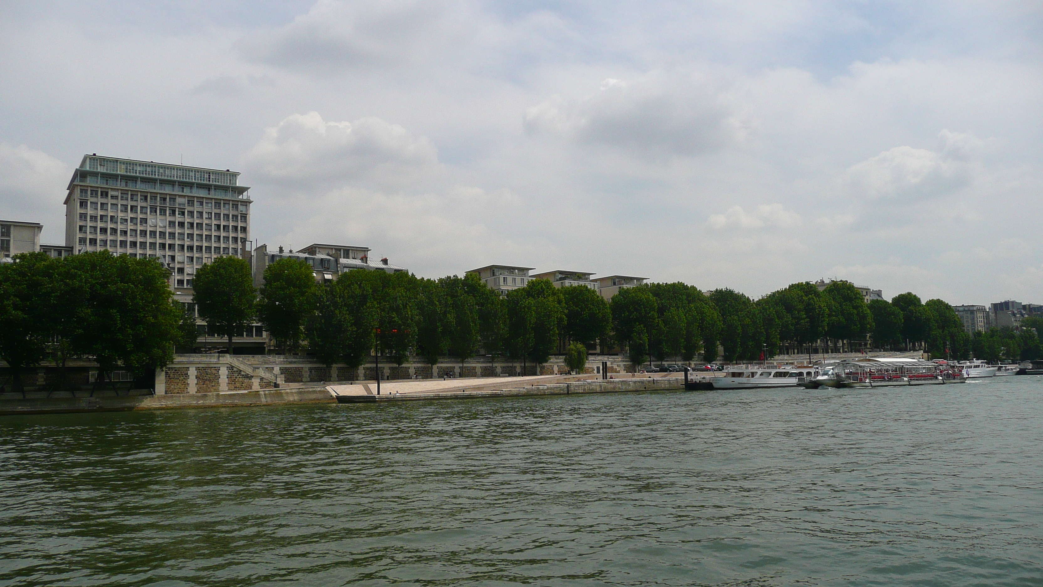 Picture France Paris Seine river 2007-06 135 - Tour Seine river