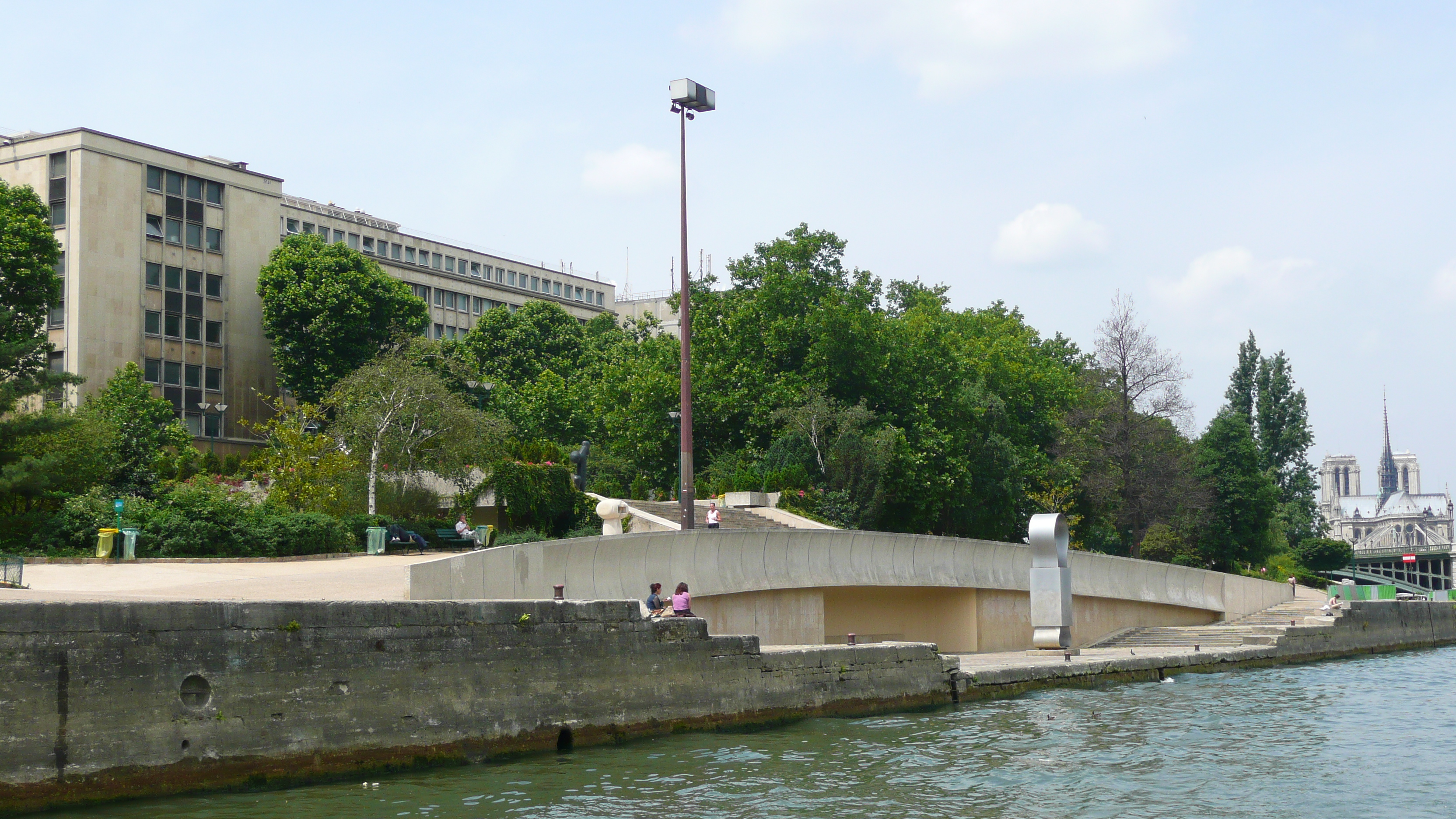 Picture France Paris Seine river 2007-06 96 - Center Seine river