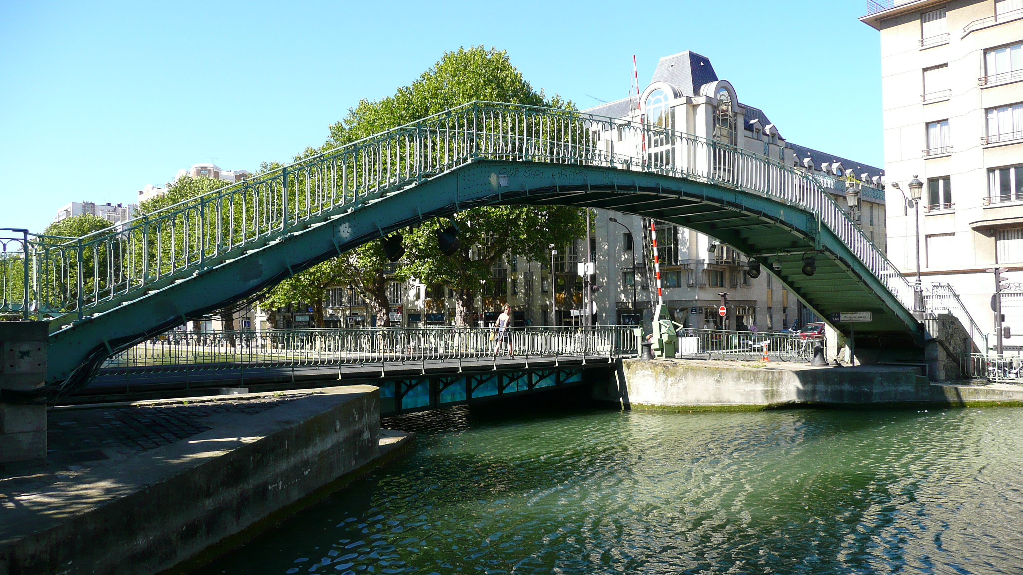 Picture France Paris Canal St Martin 2007-08 35 - History Canal St Martin