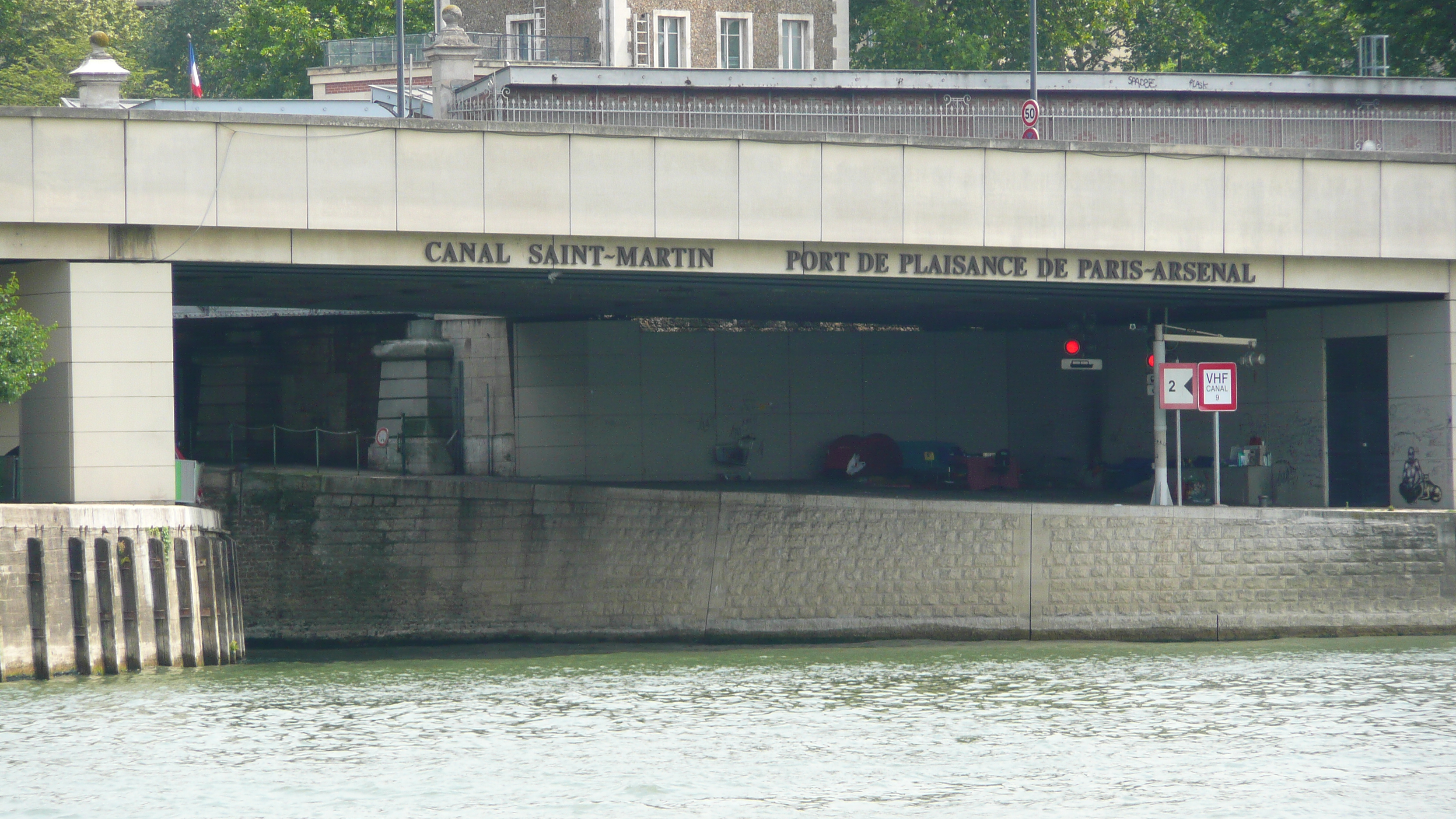 Picture France Paris Seine river 2007-06 187 - History Seine river