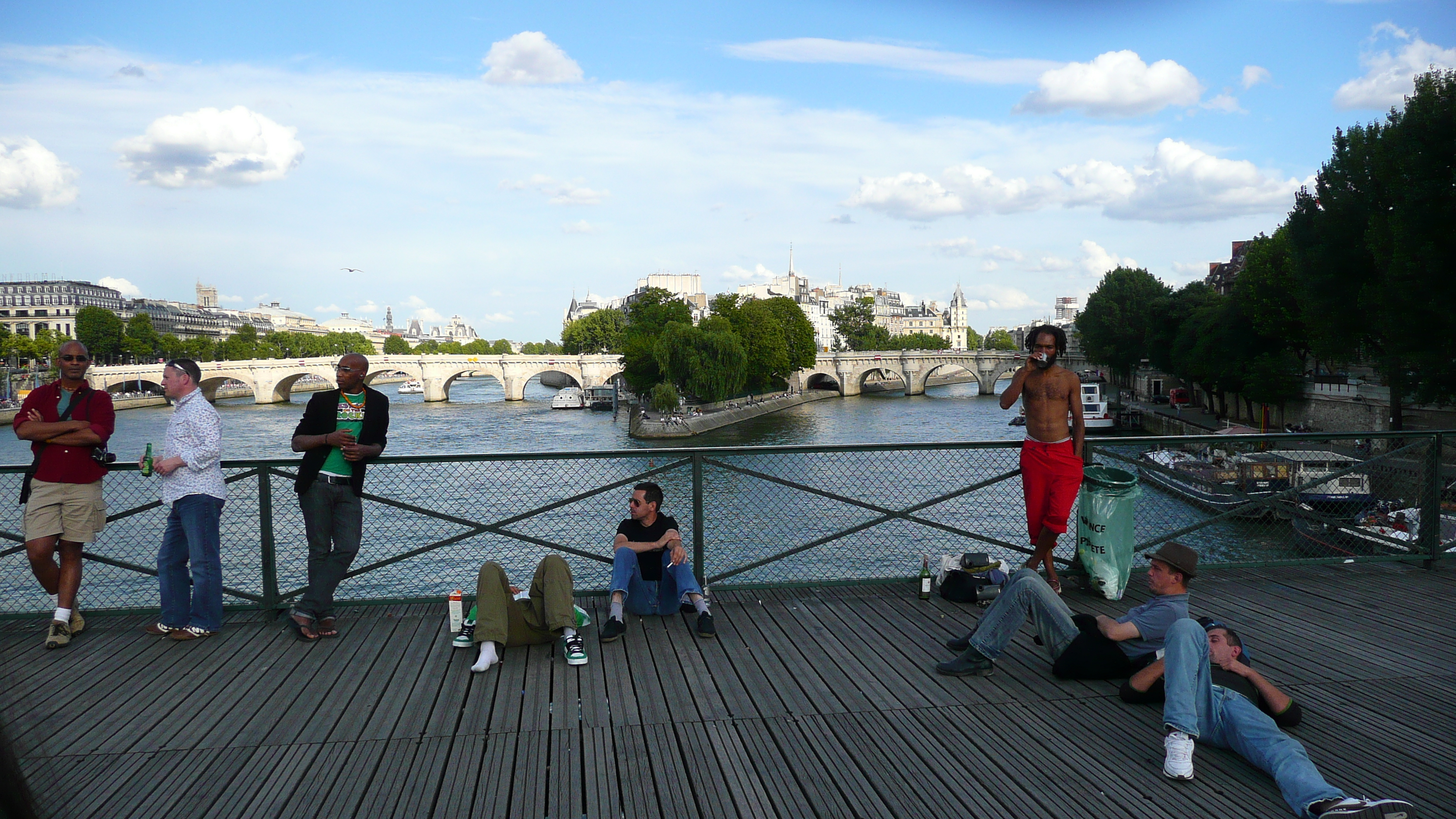 Picture France Paris The Bridges of Paris 2007-07 6 - Tours The Bridges of Paris