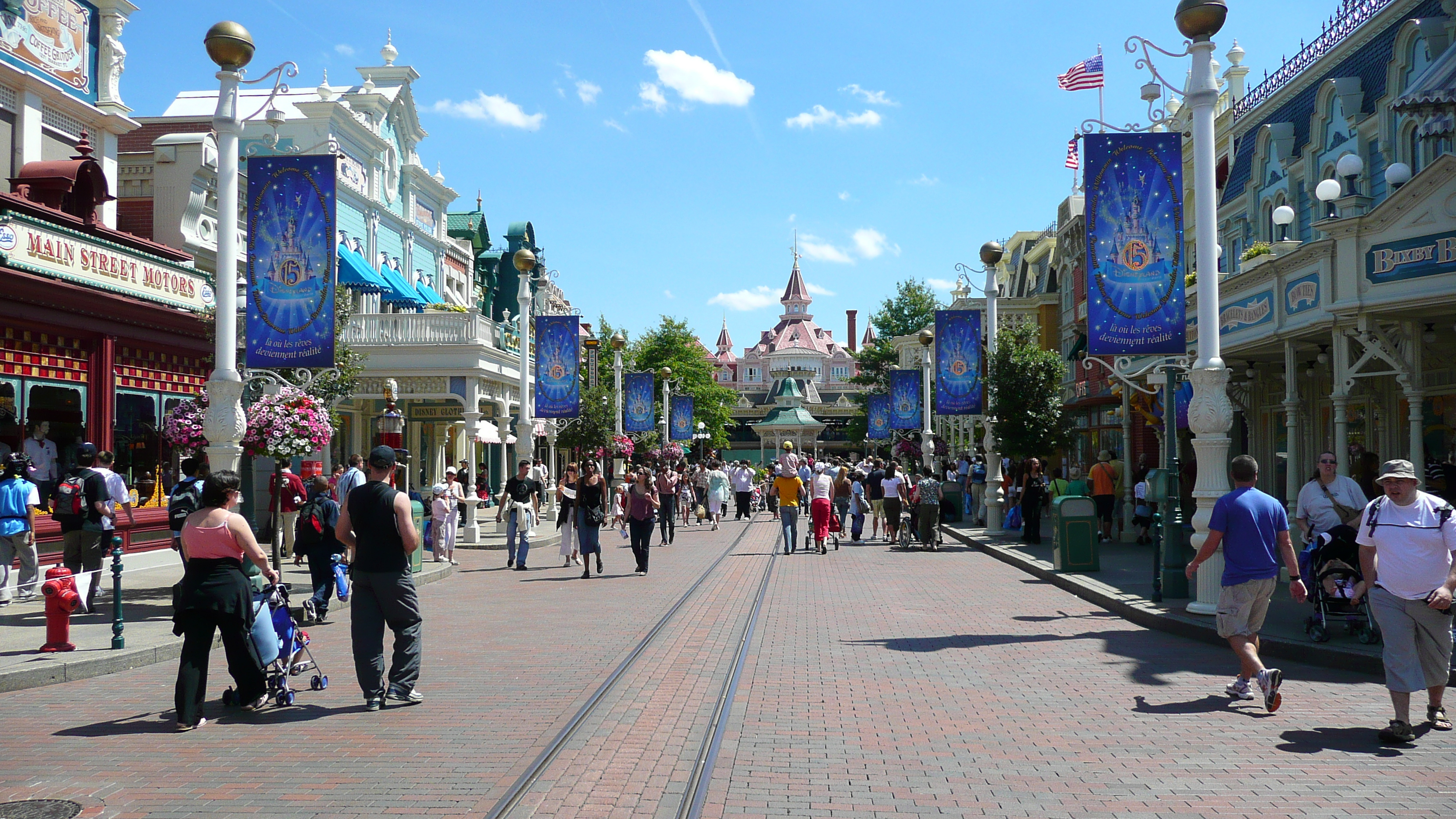 Picture France Disneyland Paris Main Street 2007-07 12 - Tours Main Street