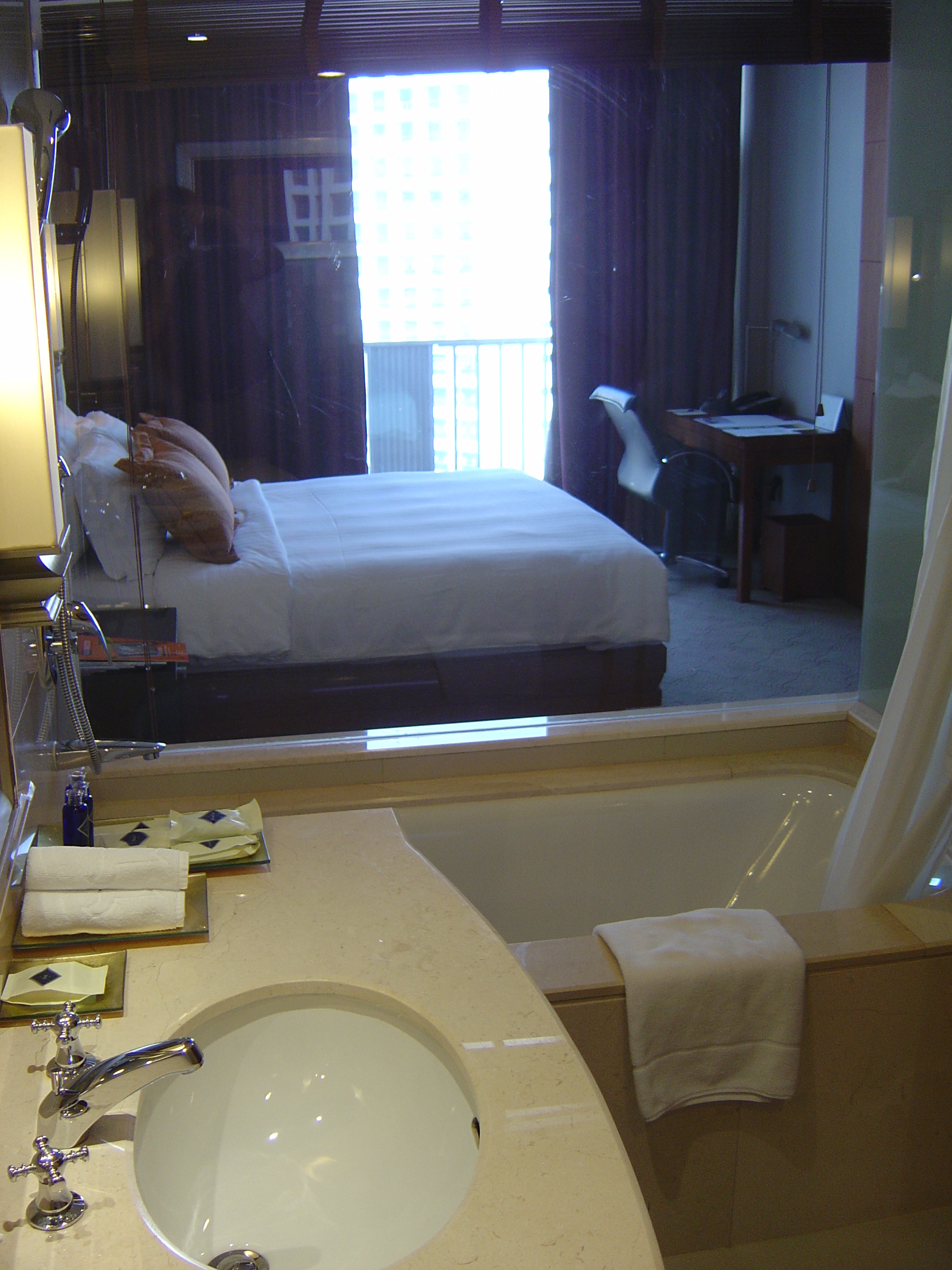 Picture Thailand Bangkok Dusit Tani Hotel 2005-12 16 - Discovery Dusit Tani Hotel