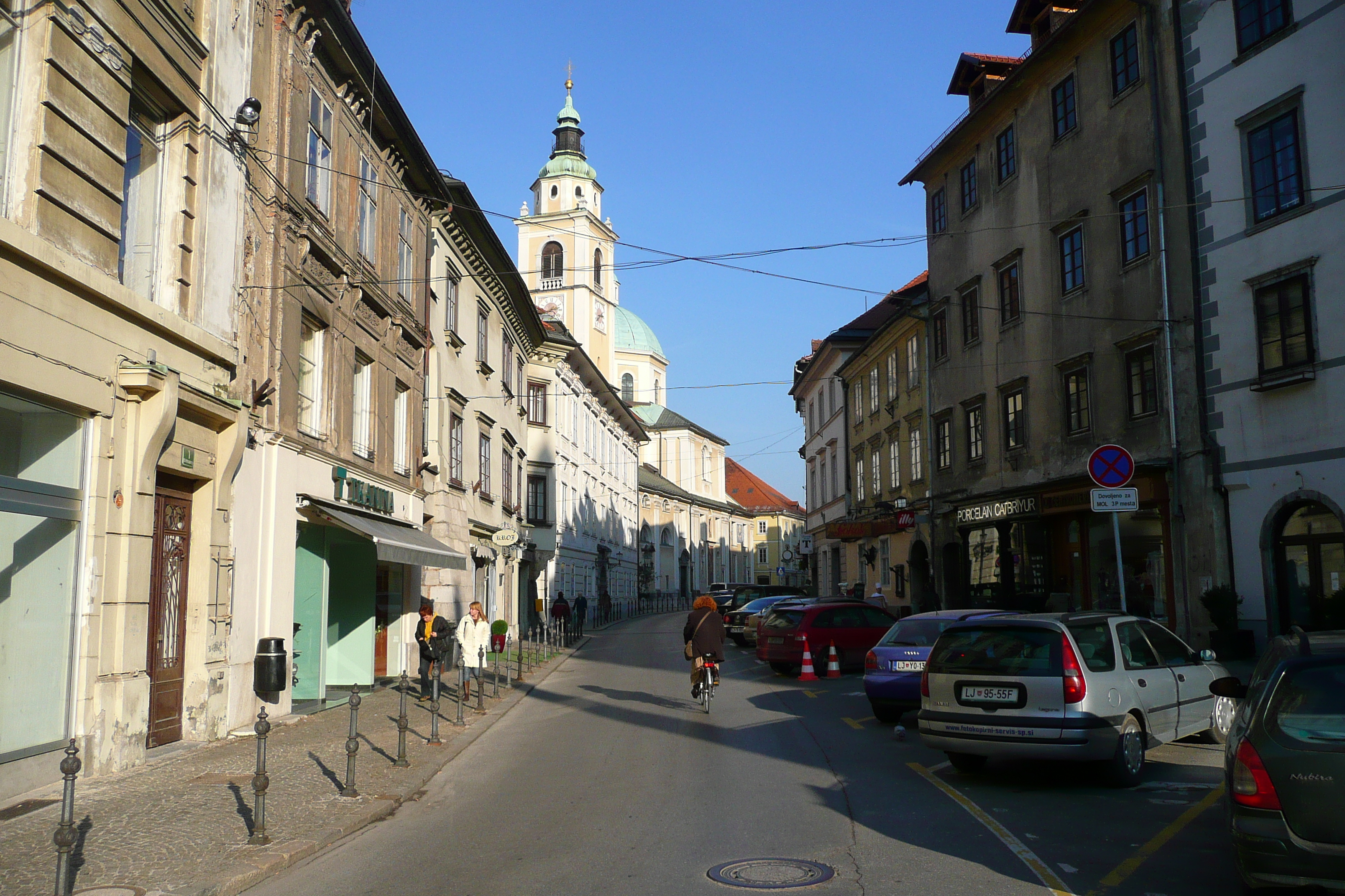 Picture Slovenia Ljubljana Historic Centre 2008-01 78 - Recreation Historic Centre