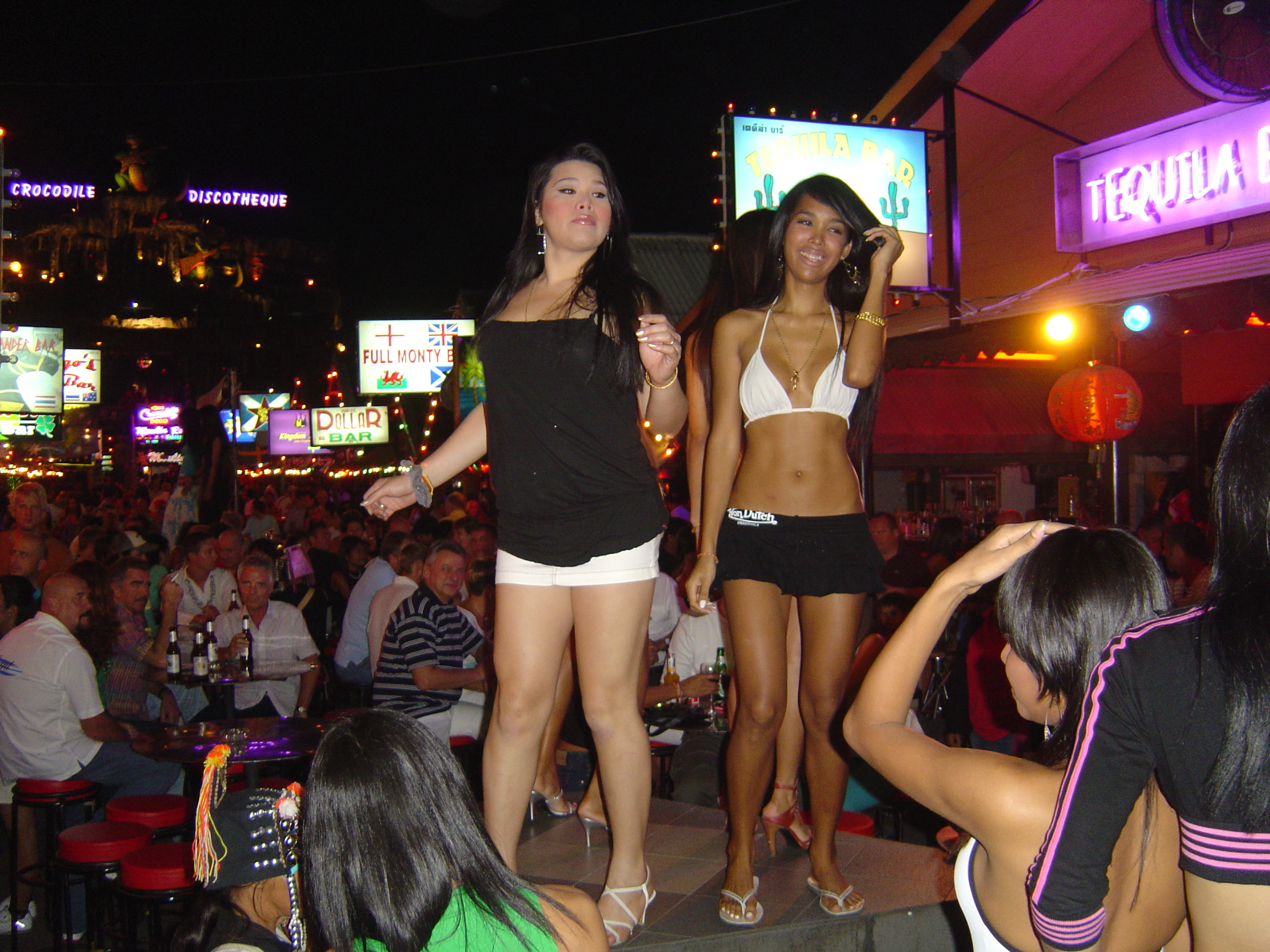 Picture Thailand Phuket Patong night 2005-12 8 - Tour night