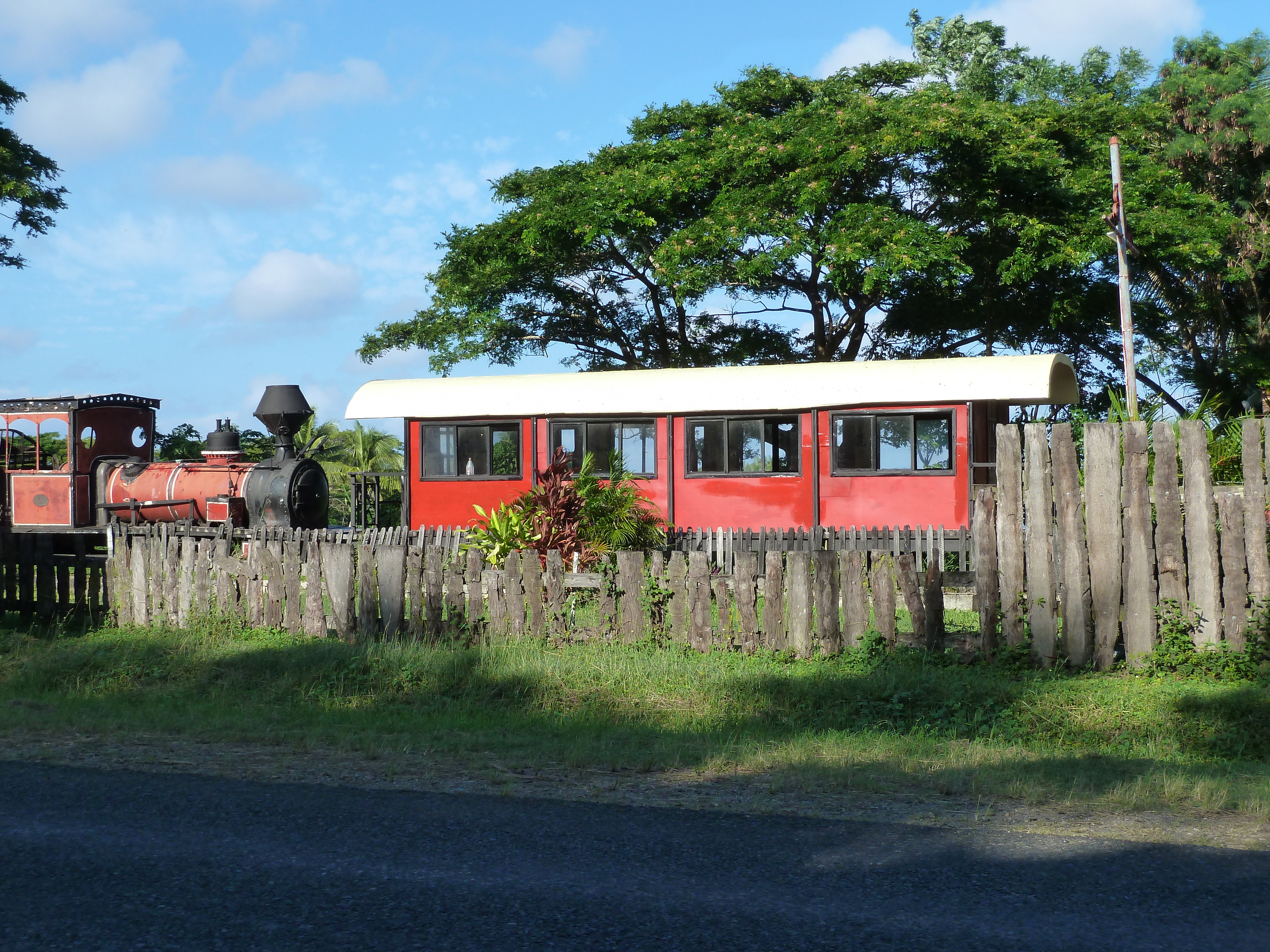 Picture Fiji Nadi to Sigatoka road 2010-05 20 - Journey Nadi to Sigatoka road