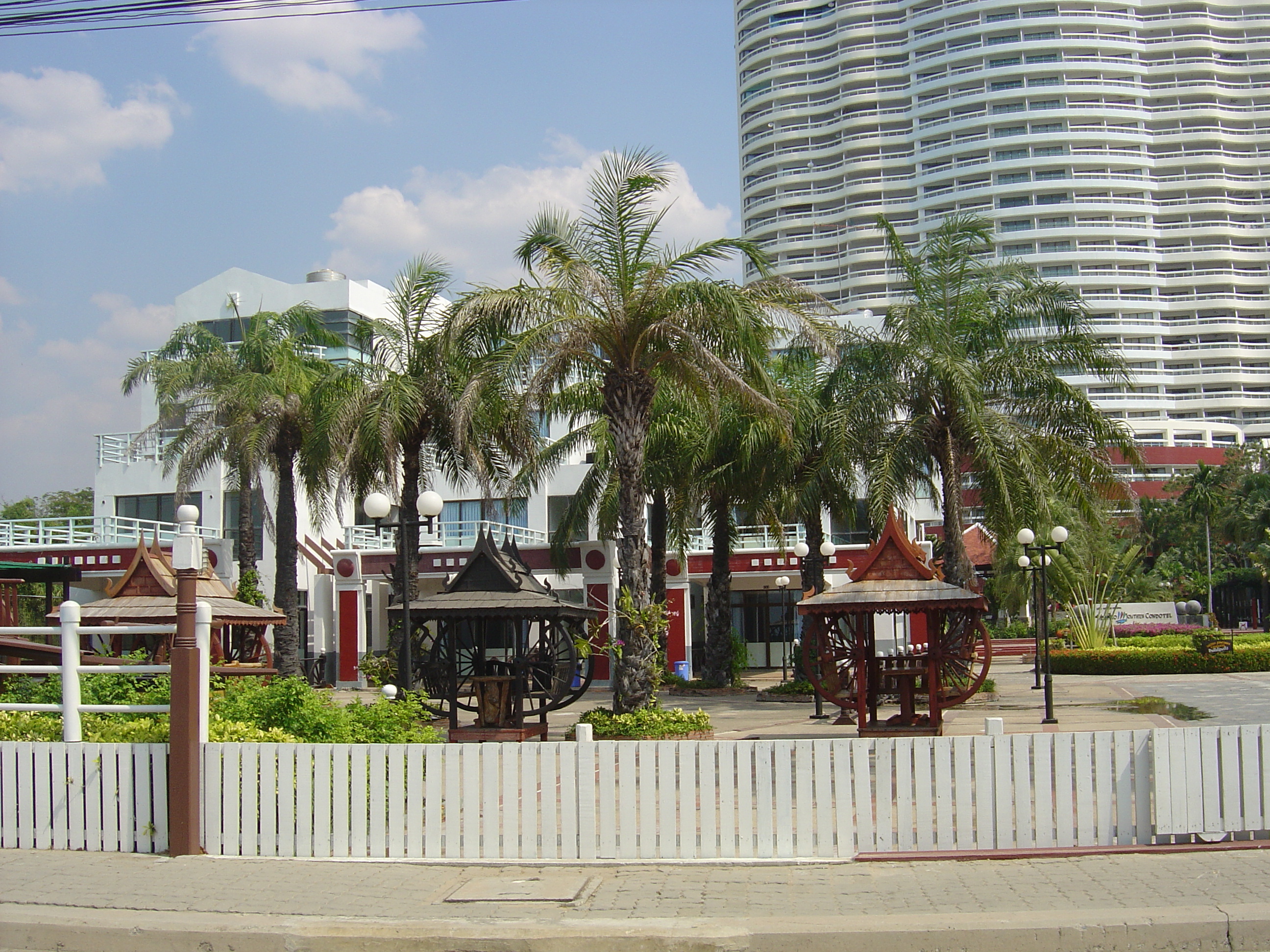 Picture Thailand Jomtien Beach 2005-01 118 - Journey Jomtien Beach