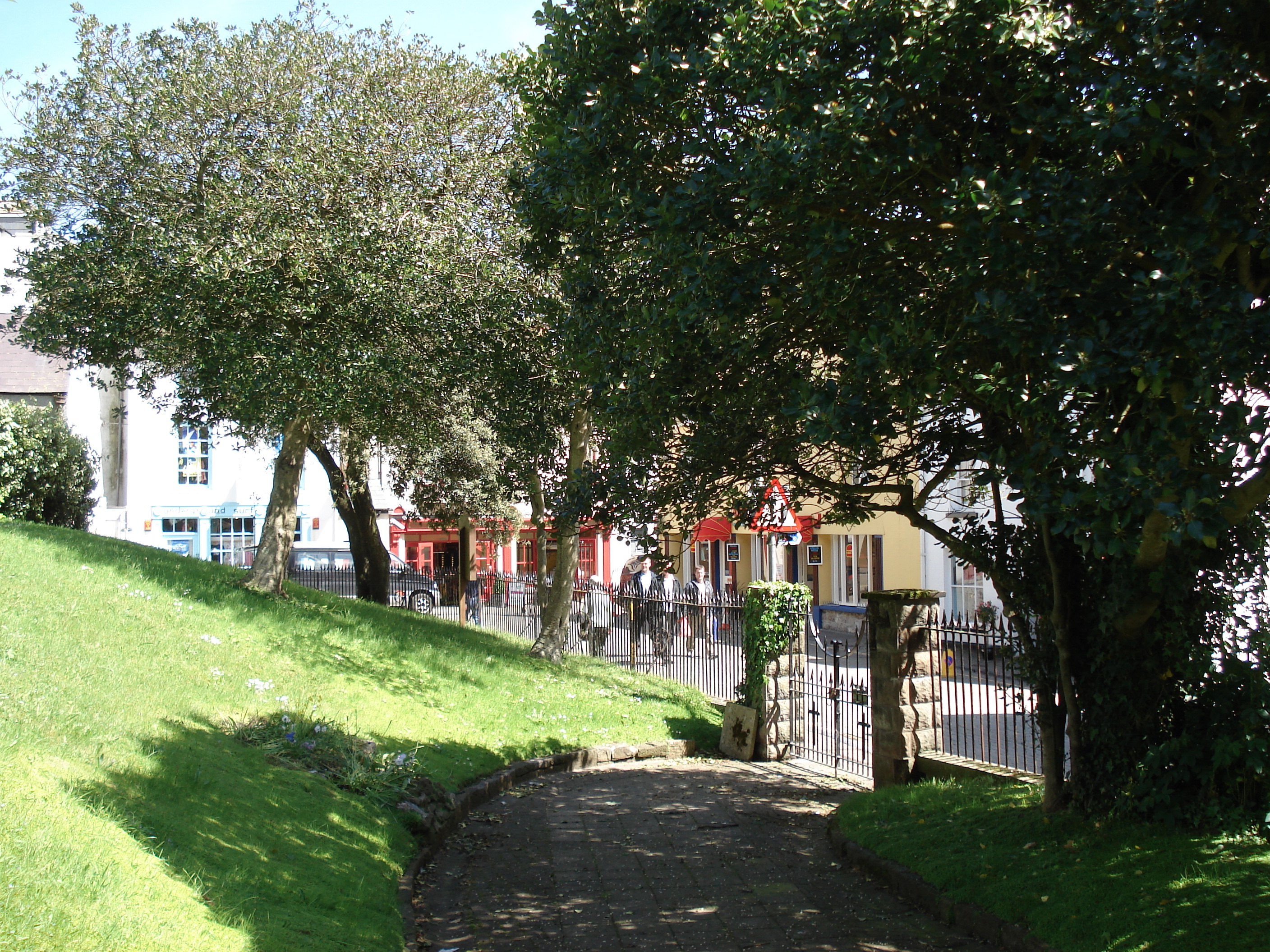 Picture United Kingdom Pembrokeshire Tenby 2006-05 54 - Recreation Tenby