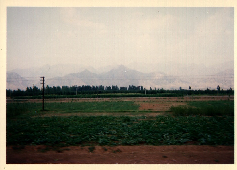 Picture China Road to Tibet 1994-07 5 - Center Road to Tibet