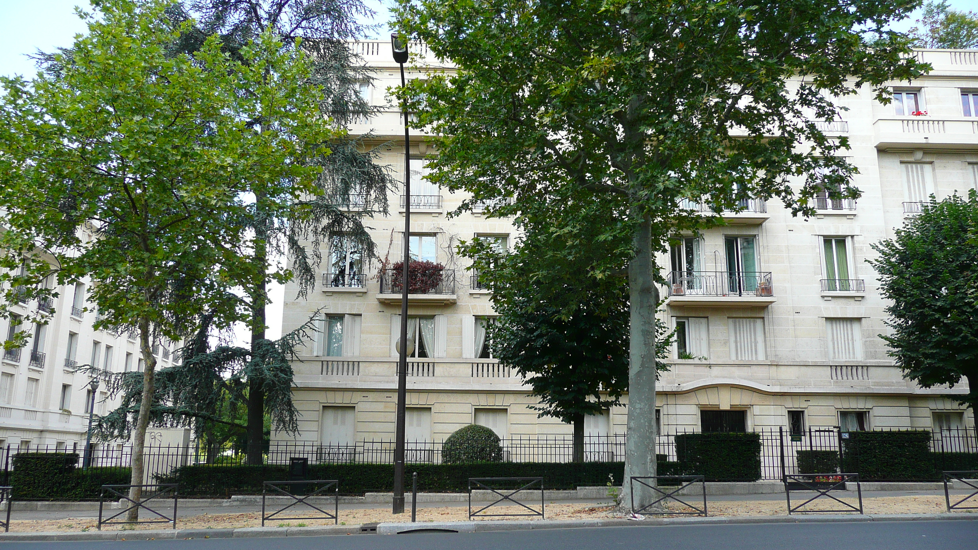 Picture France Paris Around Paris west 2007-08 38 - History Around Paris west