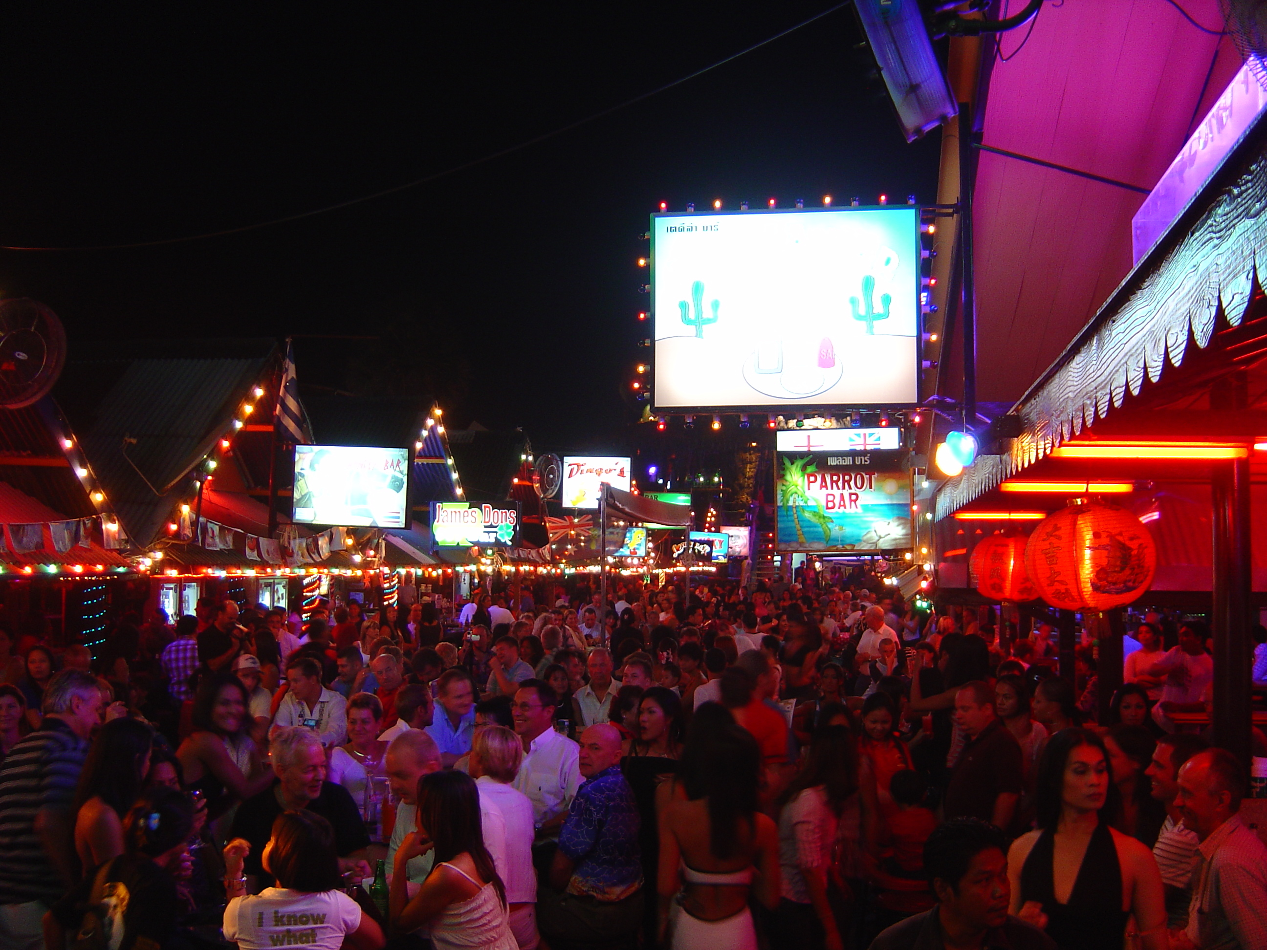 Picture Thailand Phuket Patong night 2005-12 4 - History night