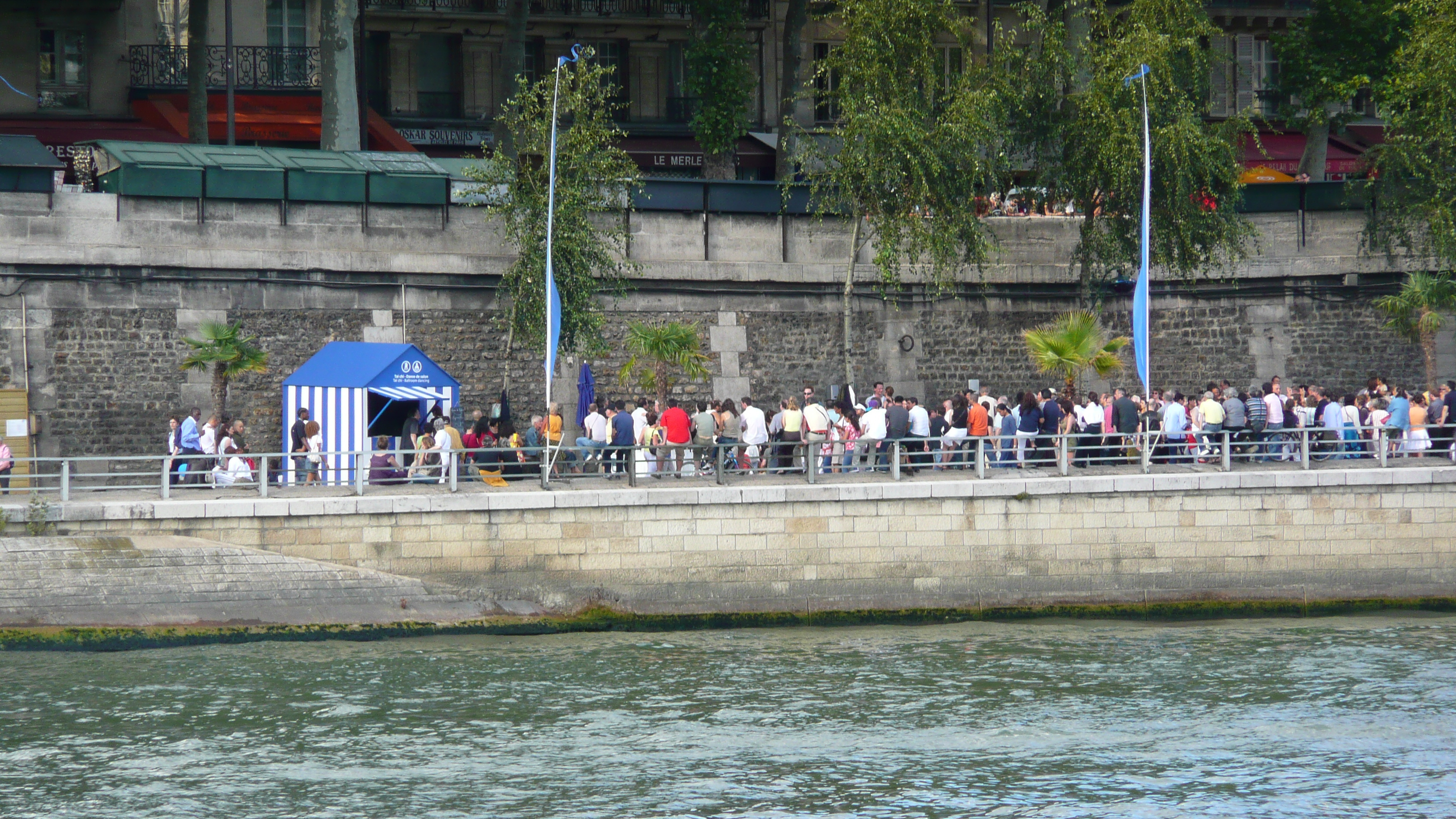 Picture France Paris La seine banks 2007-07 0 - Journey La seine banks