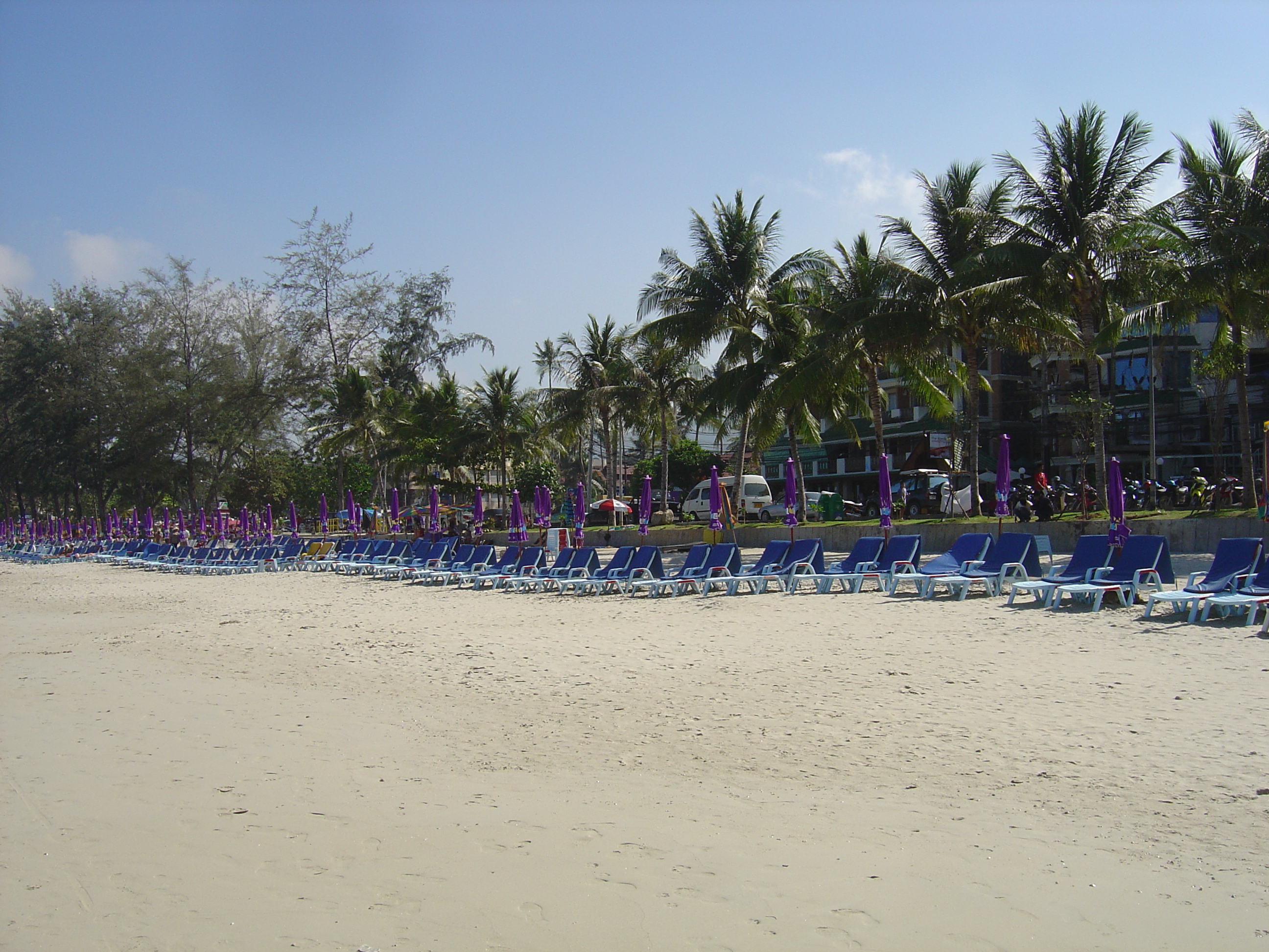 Picture Thailand Phuket Patong Beach 2005-12 82 - Center Beach