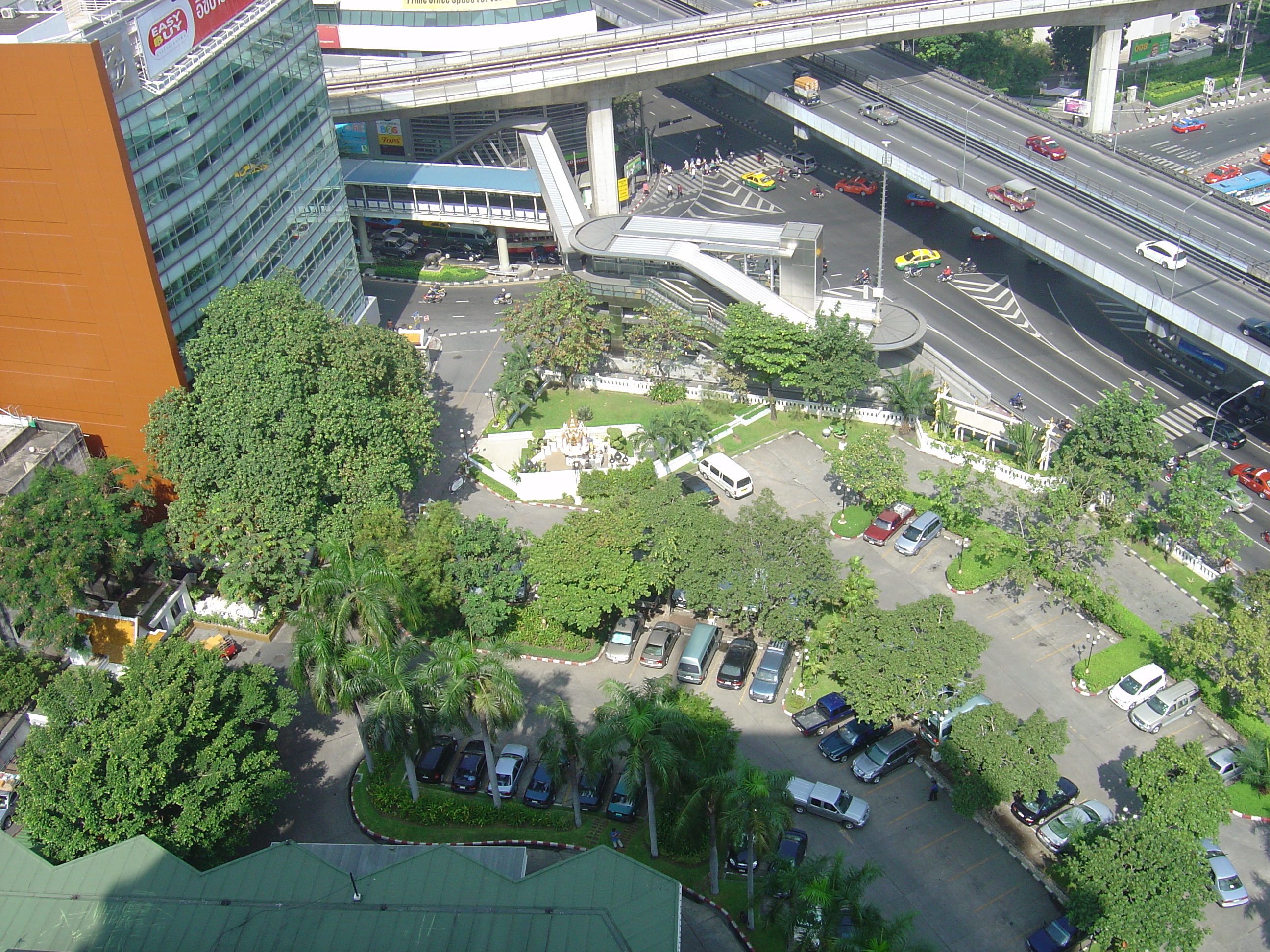 Picture Thailand Bangkok Dusit Tani Hotel 2005-12 2 - Tour Dusit Tani Hotel