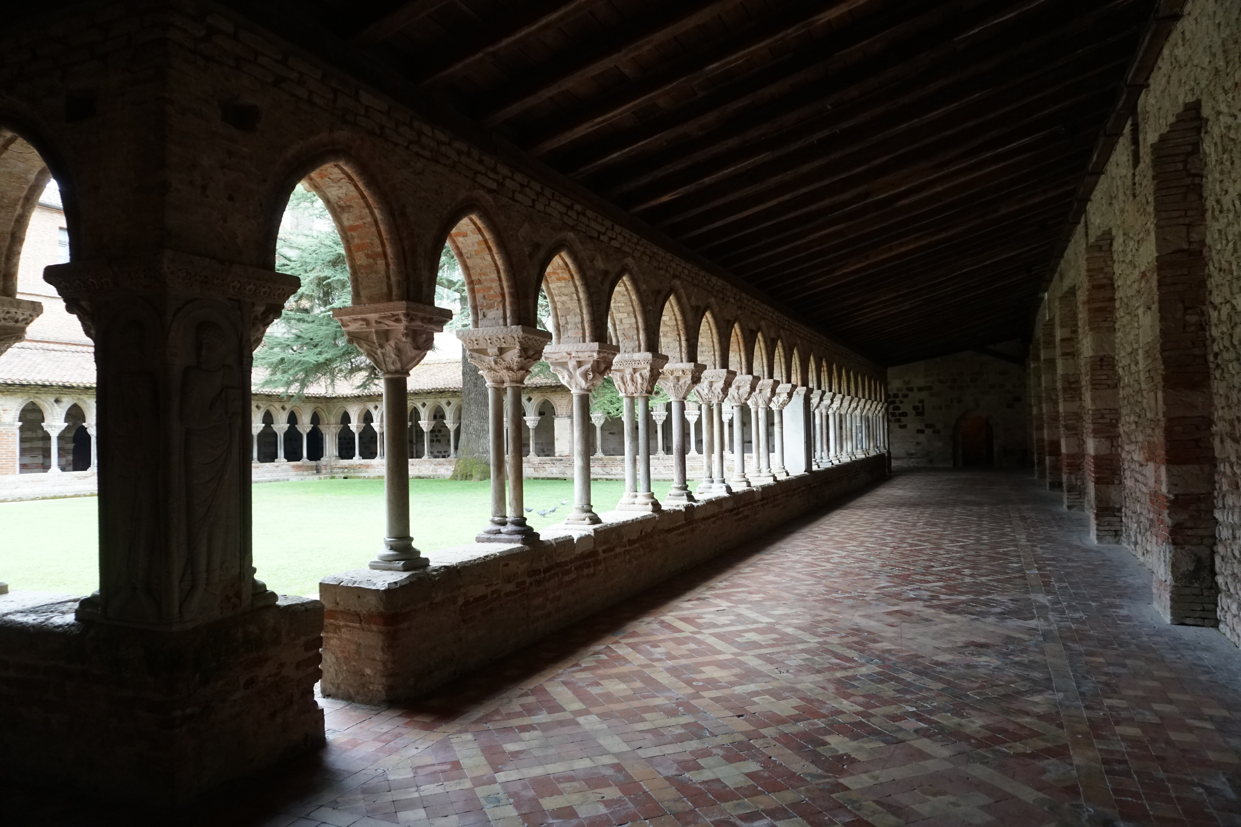 Picture France Moissac Abbaye Saint-Pierre de Moissac 2017-08 6 - Around Abbaye Saint-Pierre de Moissac