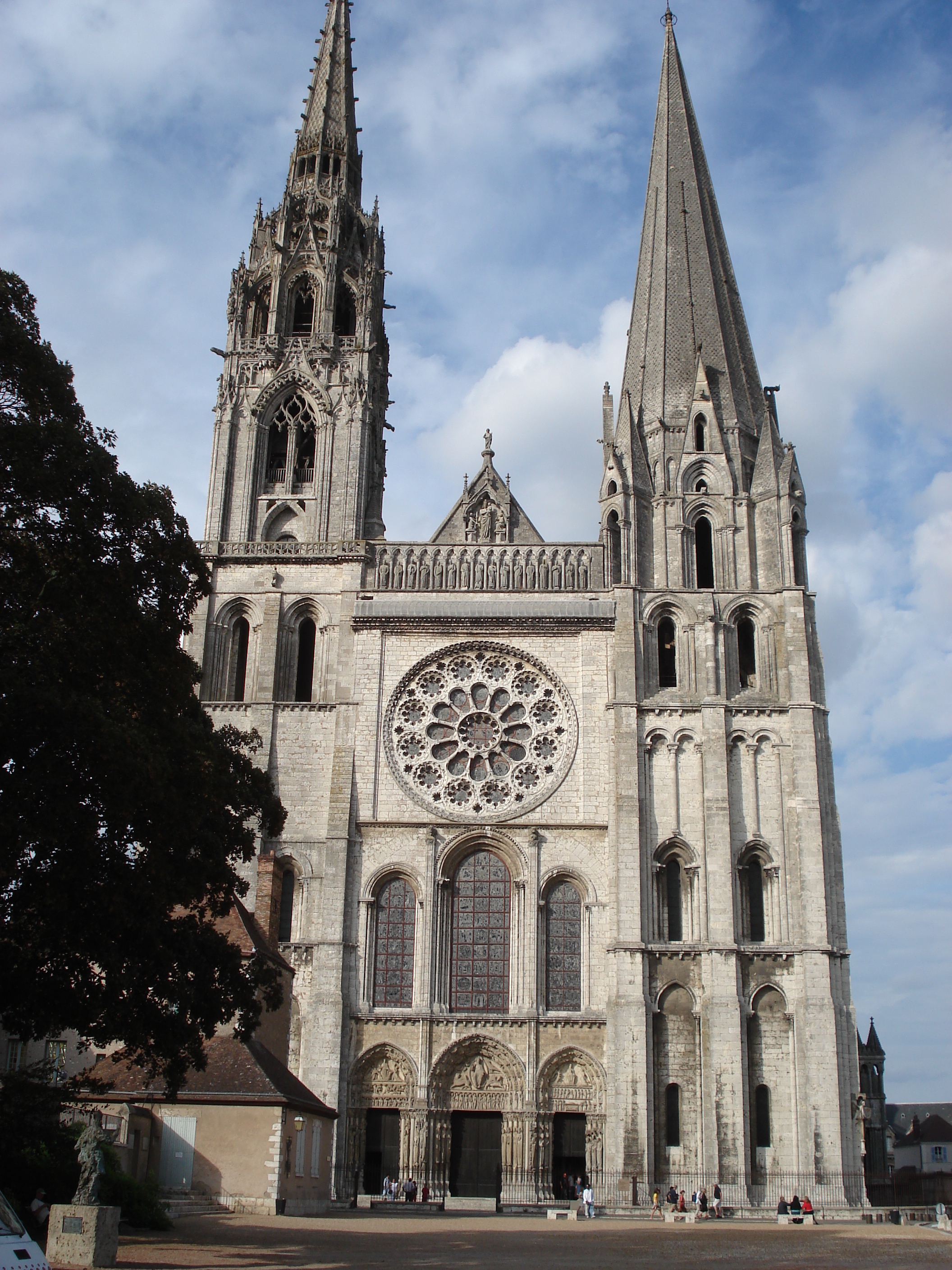 Picture France Chartres 2006-08 35 - Tour Chartres