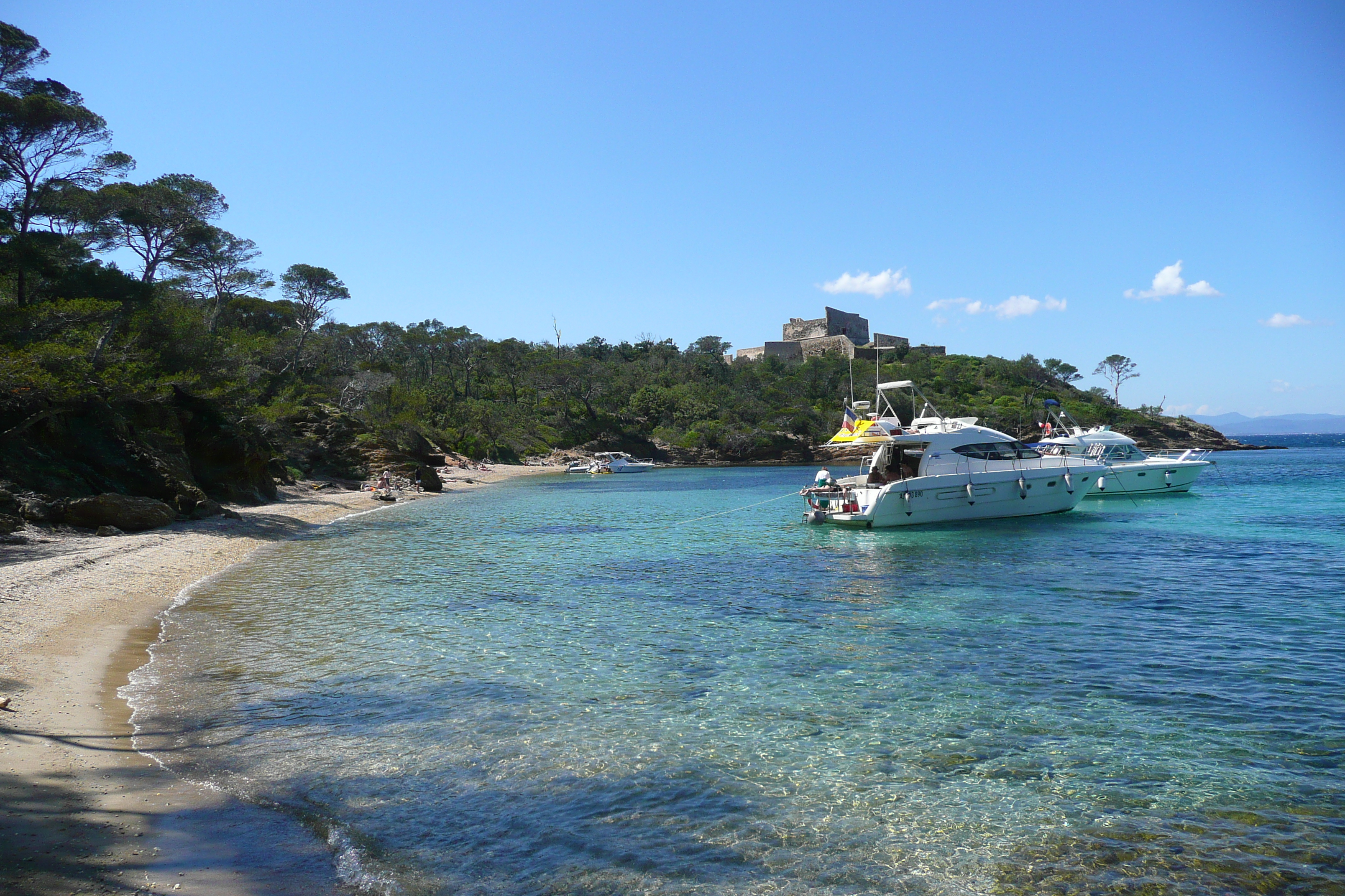 Picture France Porquerolles Island Alycastre beach 2008-05 22 - Tours Alycastre beach