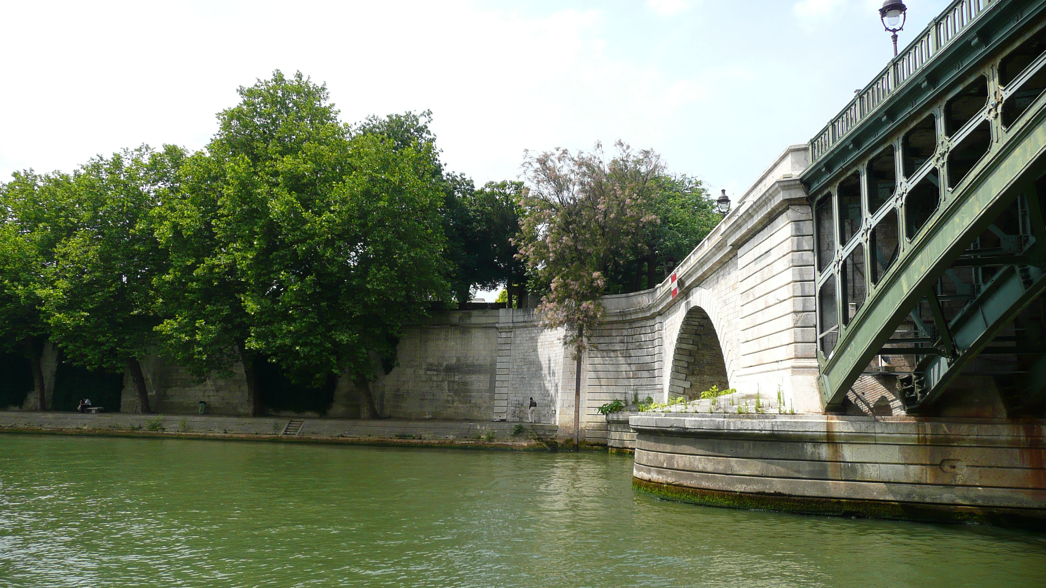 Picture France Paris Seine river 2007-06 92 - Around Seine river