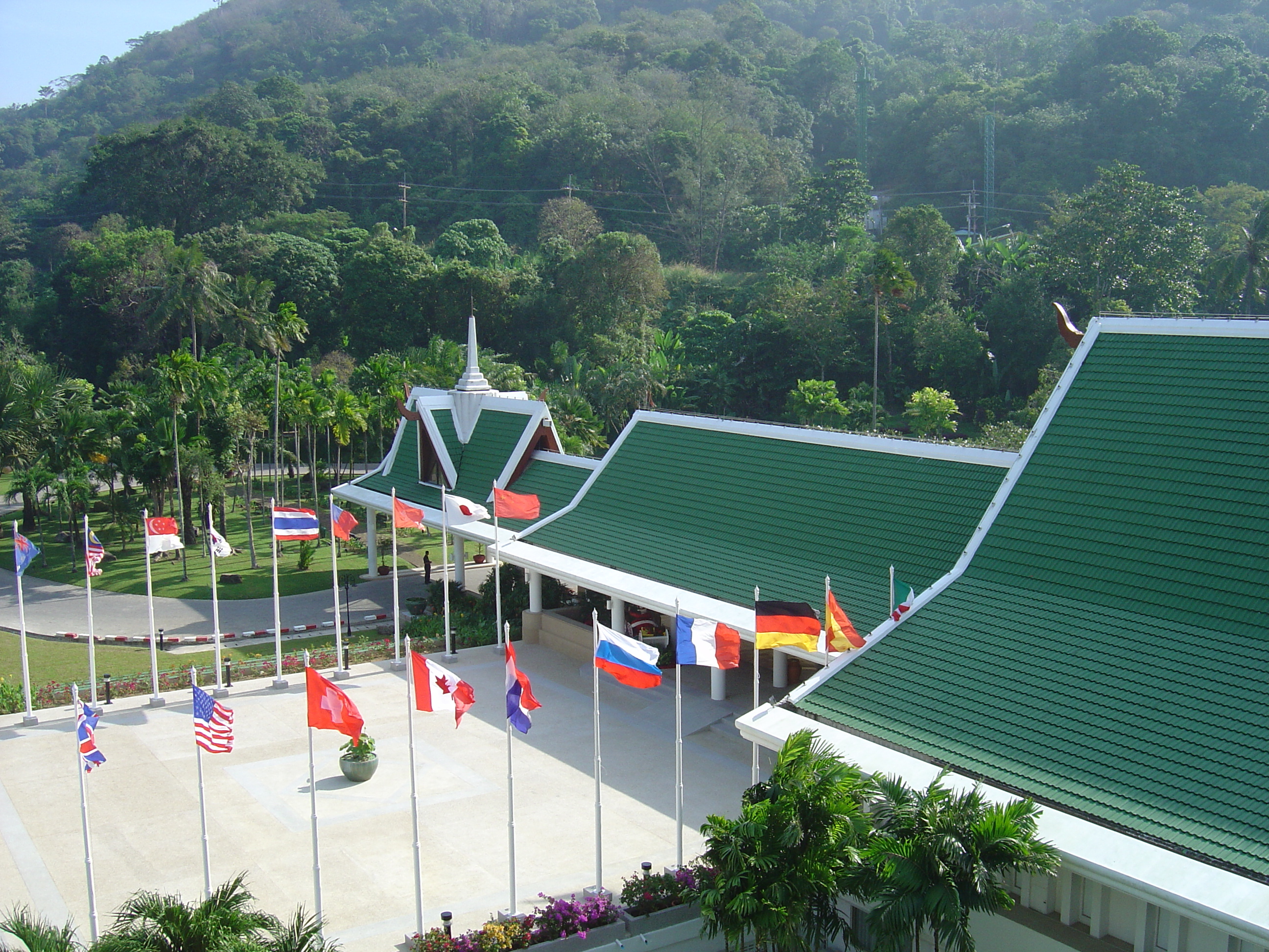 Picture Thailand Phuket Meridien Phuket Beach Hotel 2005-12 34 - History Meridien Phuket Beach Hotel