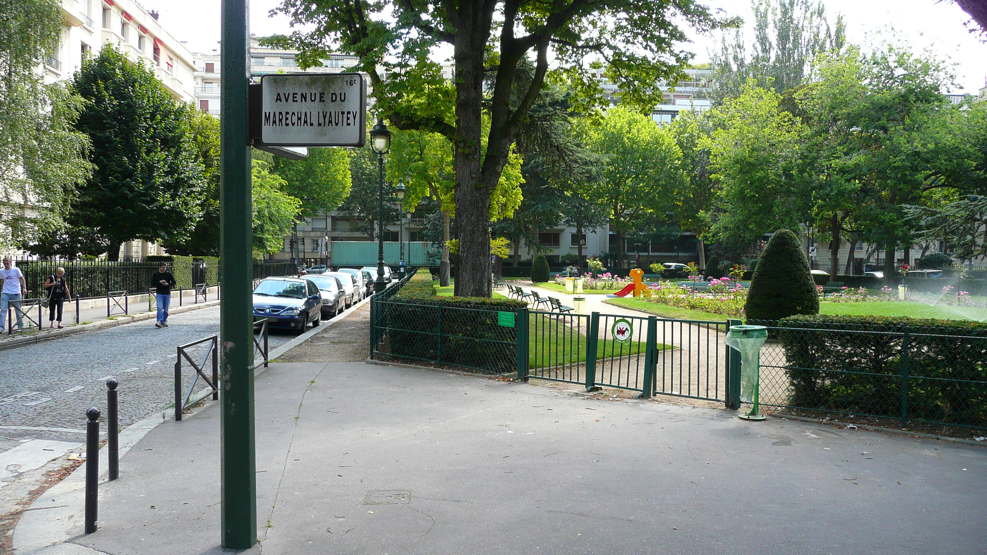 Picture France Paris Around Paris west 2007-08 104 - Center Around Paris west