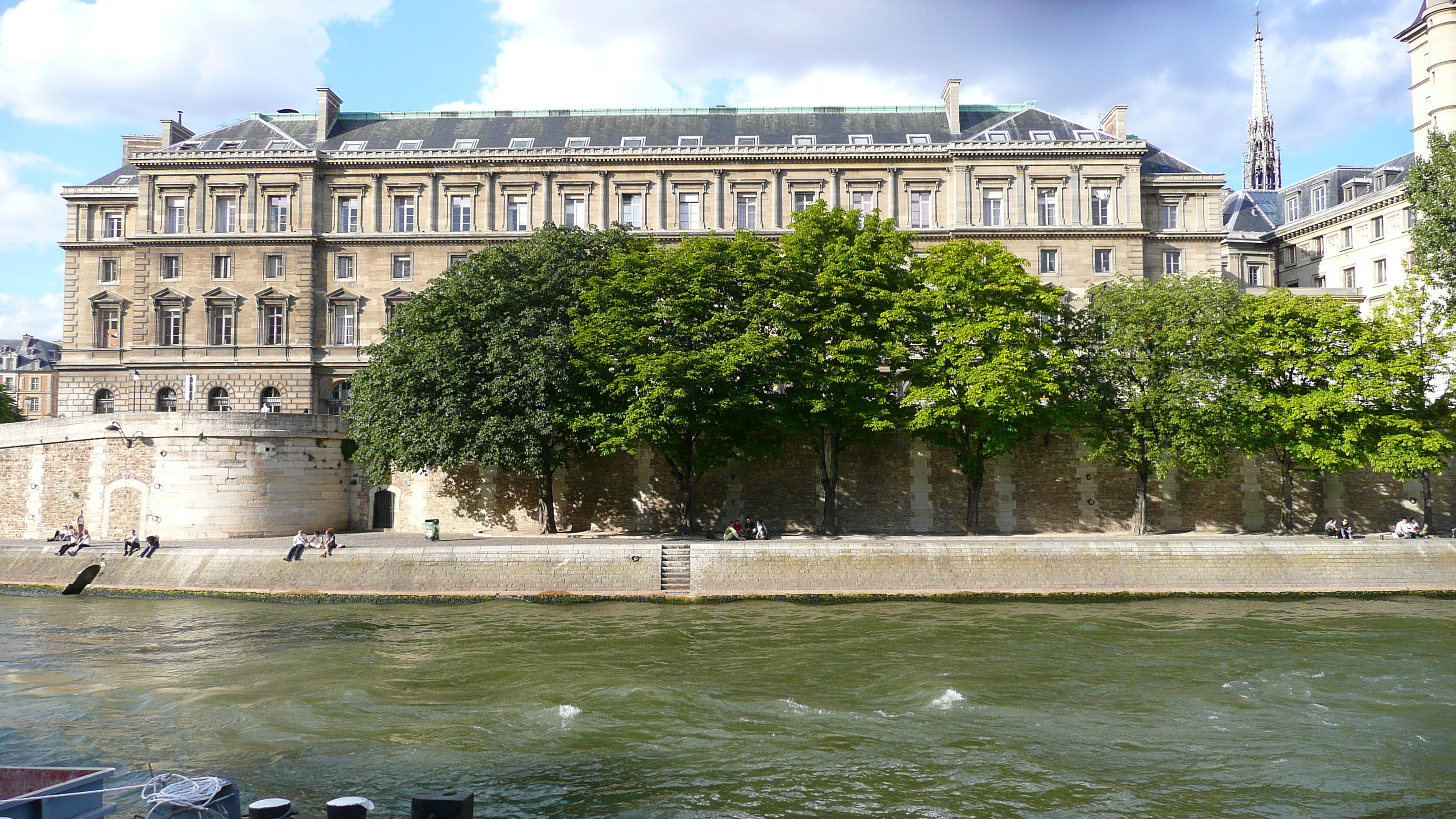 Picture France Paris La seine banks 2007-07 12 - History La seine banks